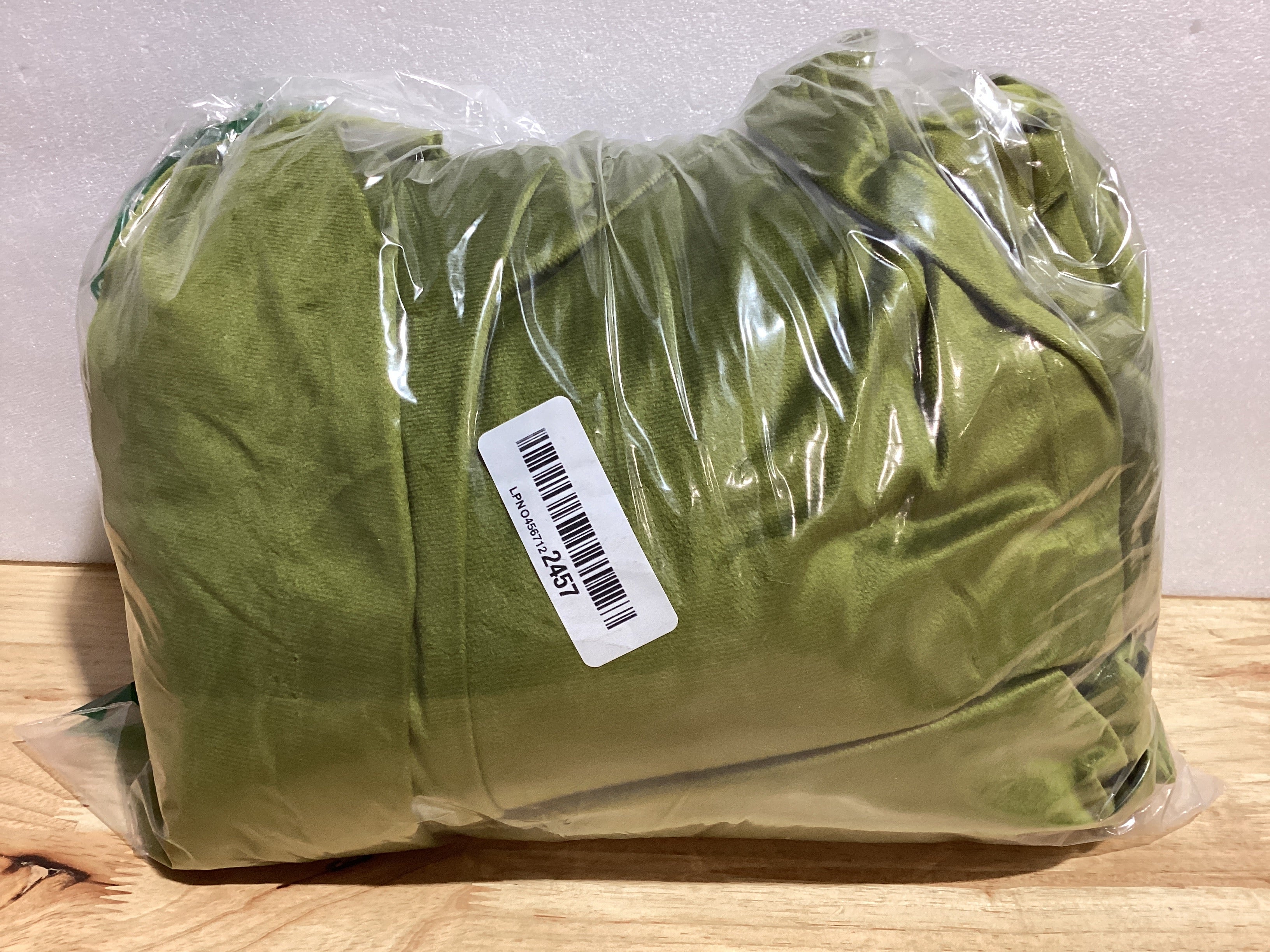 LAMIT Cortinas Blackout de Terciopelo Verde Musgo | Estilo Vintage | Aislamiento Térmico | Oscurecimiento Total | Para Sala y Dormitorio | Pack de 2 Paneles