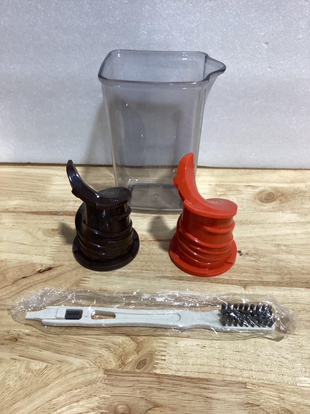 Licuadora de prensado en frío Anybear, 200 W, de masticación lenta, con boca de alimentación grande de 10,9 cm (4,3") para frutas y verduras