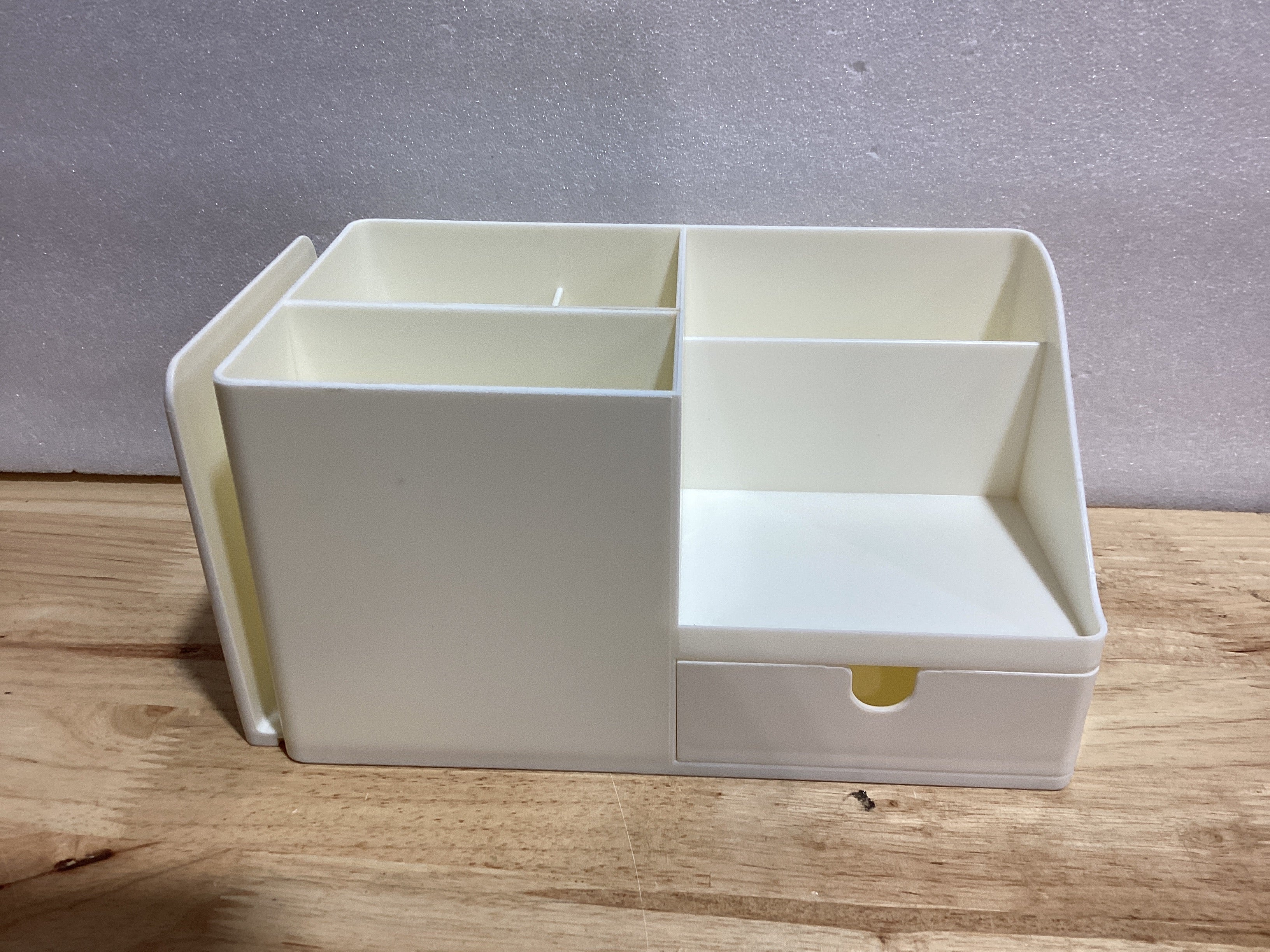 Organizador de oficina de escritorio, soporte para bolígrafo, artículos de escritorio, artículos de papelería, insignia, suministros escolares de oficina (color beige, tamaño: 8.4 x 4.8 x 4.2 in)