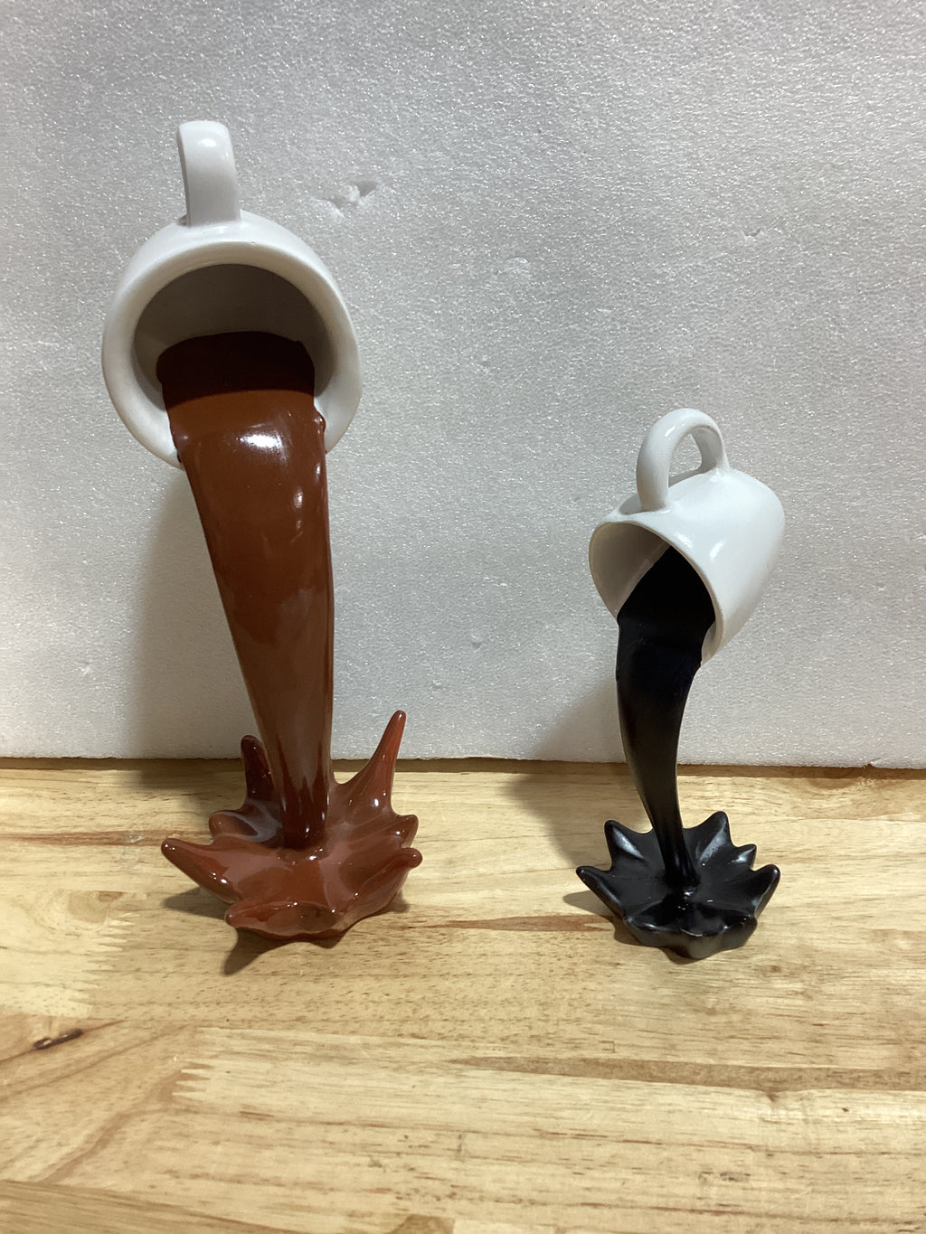 Jetec Taza de Café Flotante que se Derrama, Taza Mágica de Café que se Vierte, Taza de Café Divertida, Noveldad, Escultura de Arte de Decoración para el Hogar