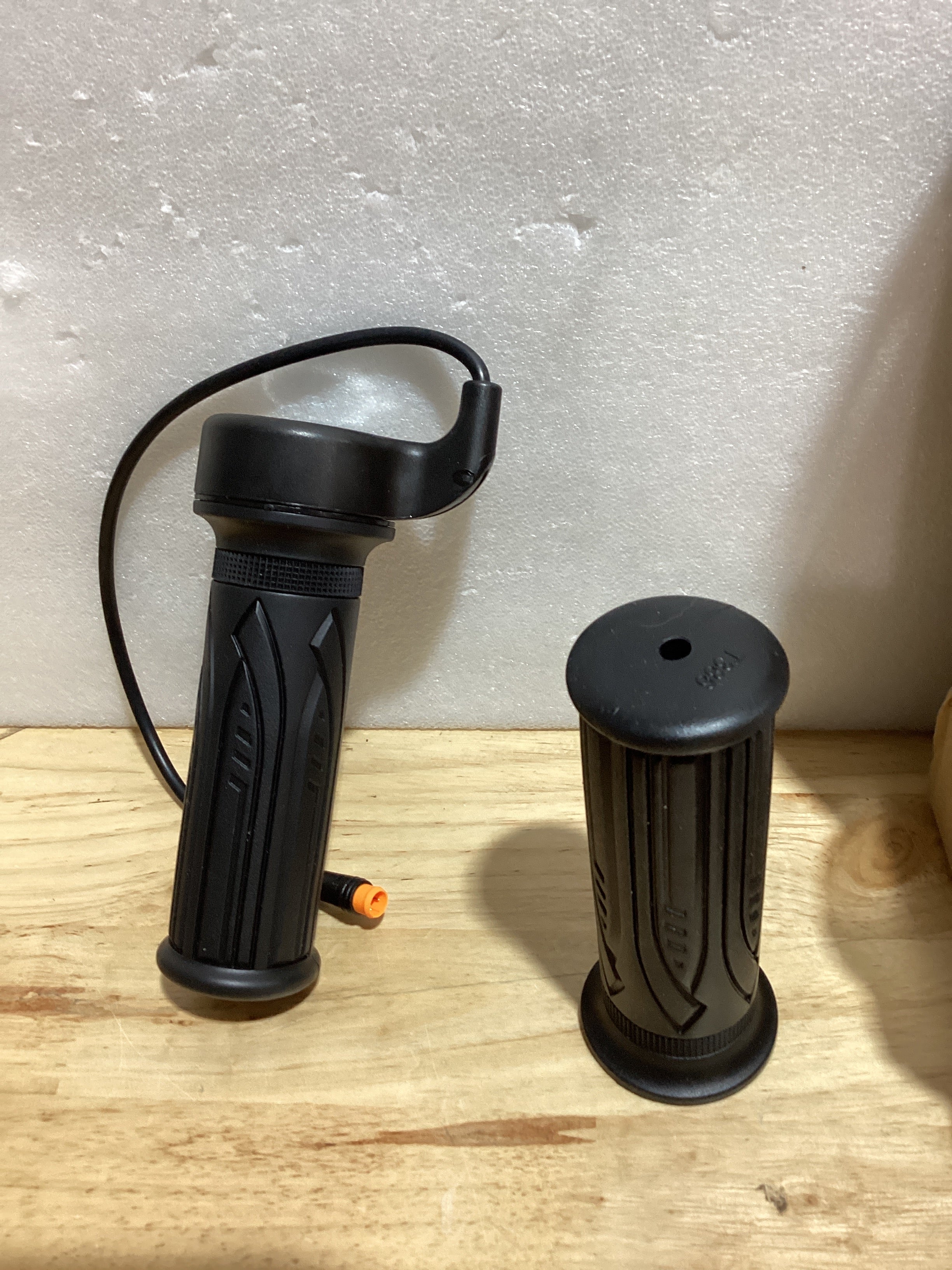 Mini Kit Acelerador para Bicicleta Eléctrica – Par de Aceleradores con Conector Impermeable