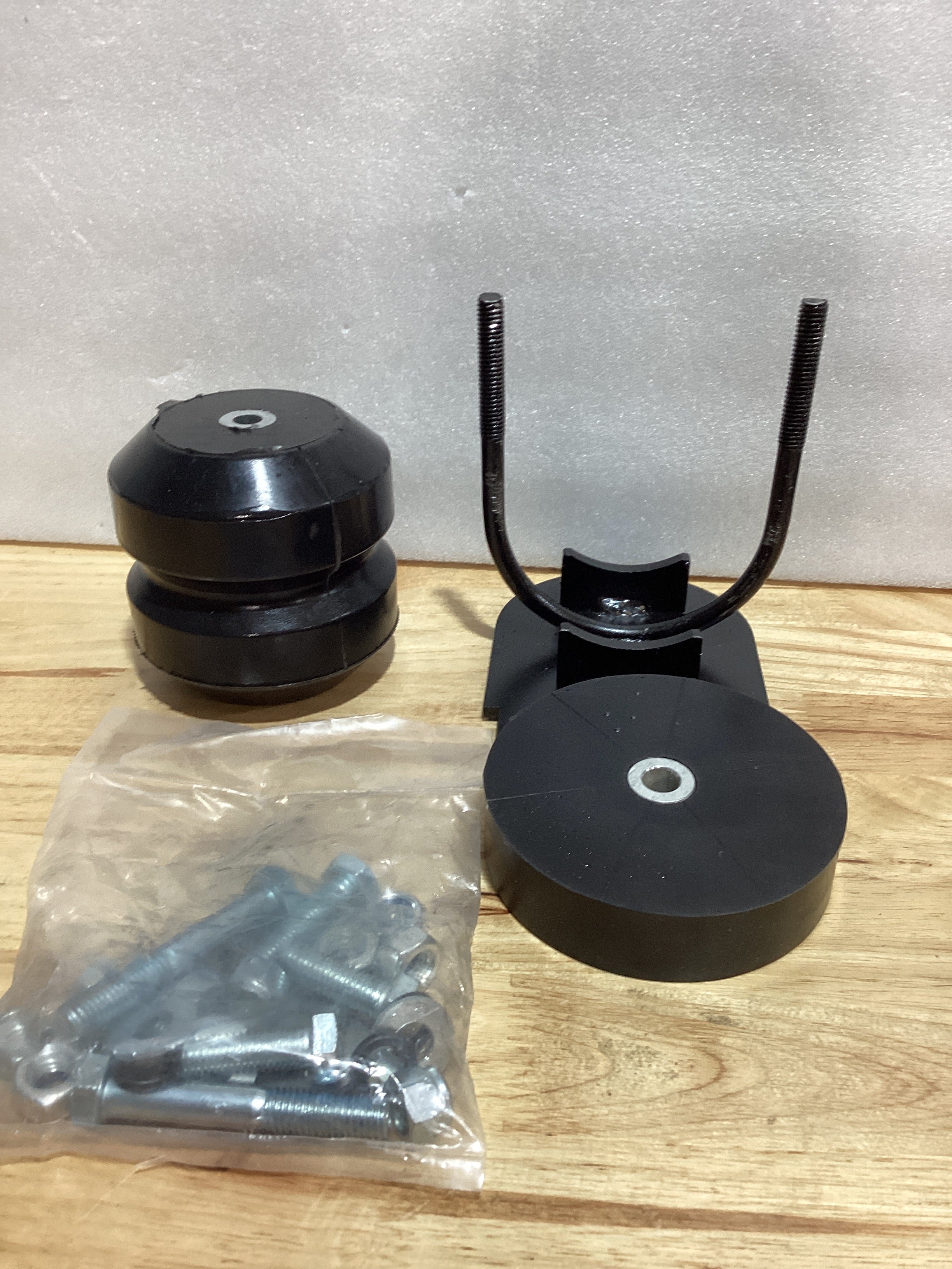 Kit de Resortes Auxiliares Traseros V VELAMEIS para Ford F150 2015-2024 — 6000 lbs