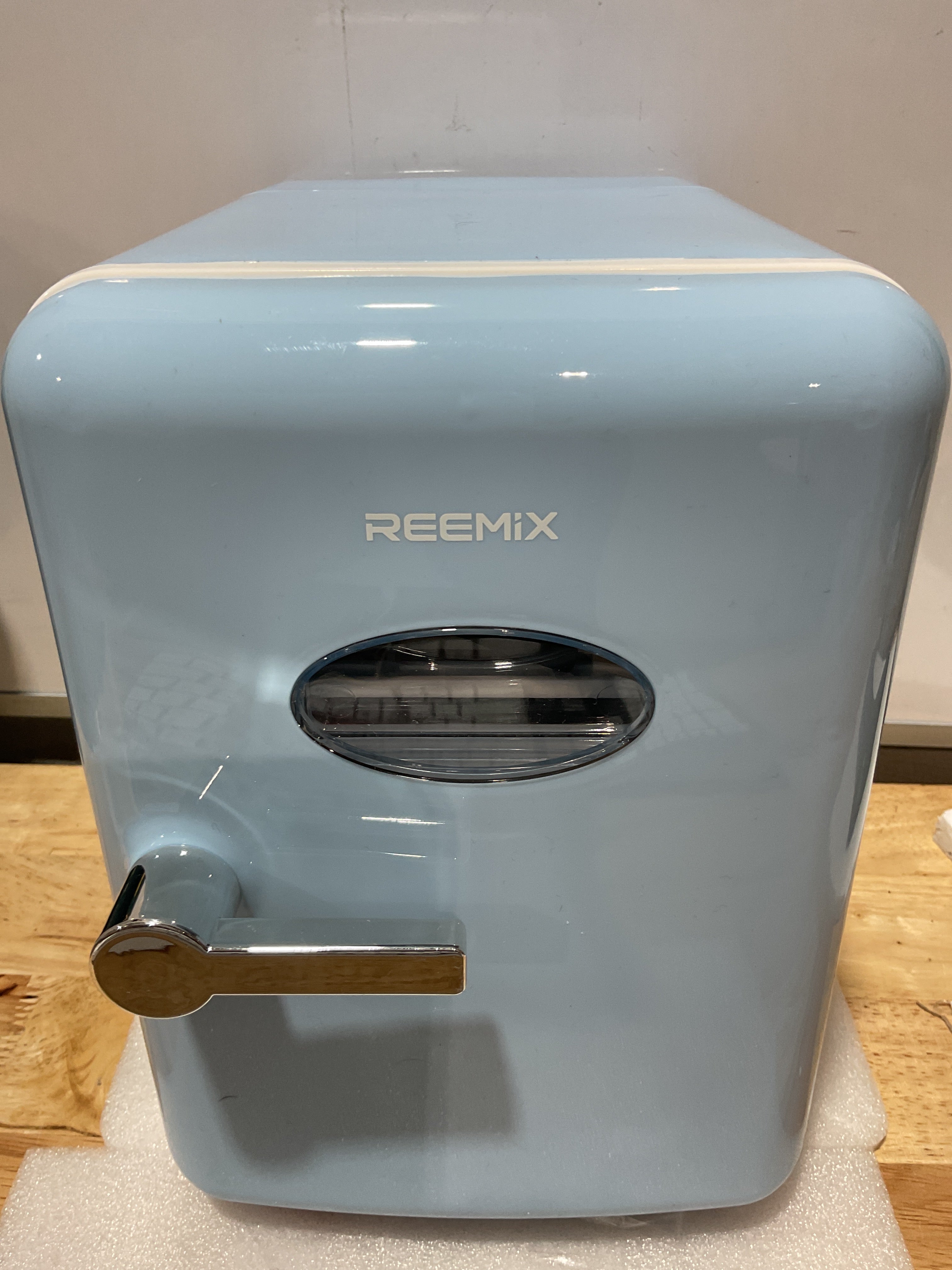 Mini Refrigerador Reemix 4L Retro Portátil | Para Hogar, Auto y Oficina – Aqua