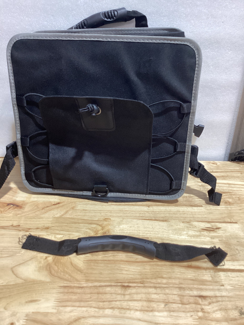 Organizador de Maletero con Bolsa Térmica 3 Compartimentos — Plegable para SUV, Auto y Camión | ⚠️ Agarradera Descosida — No Incluye Accesorios para Colgar