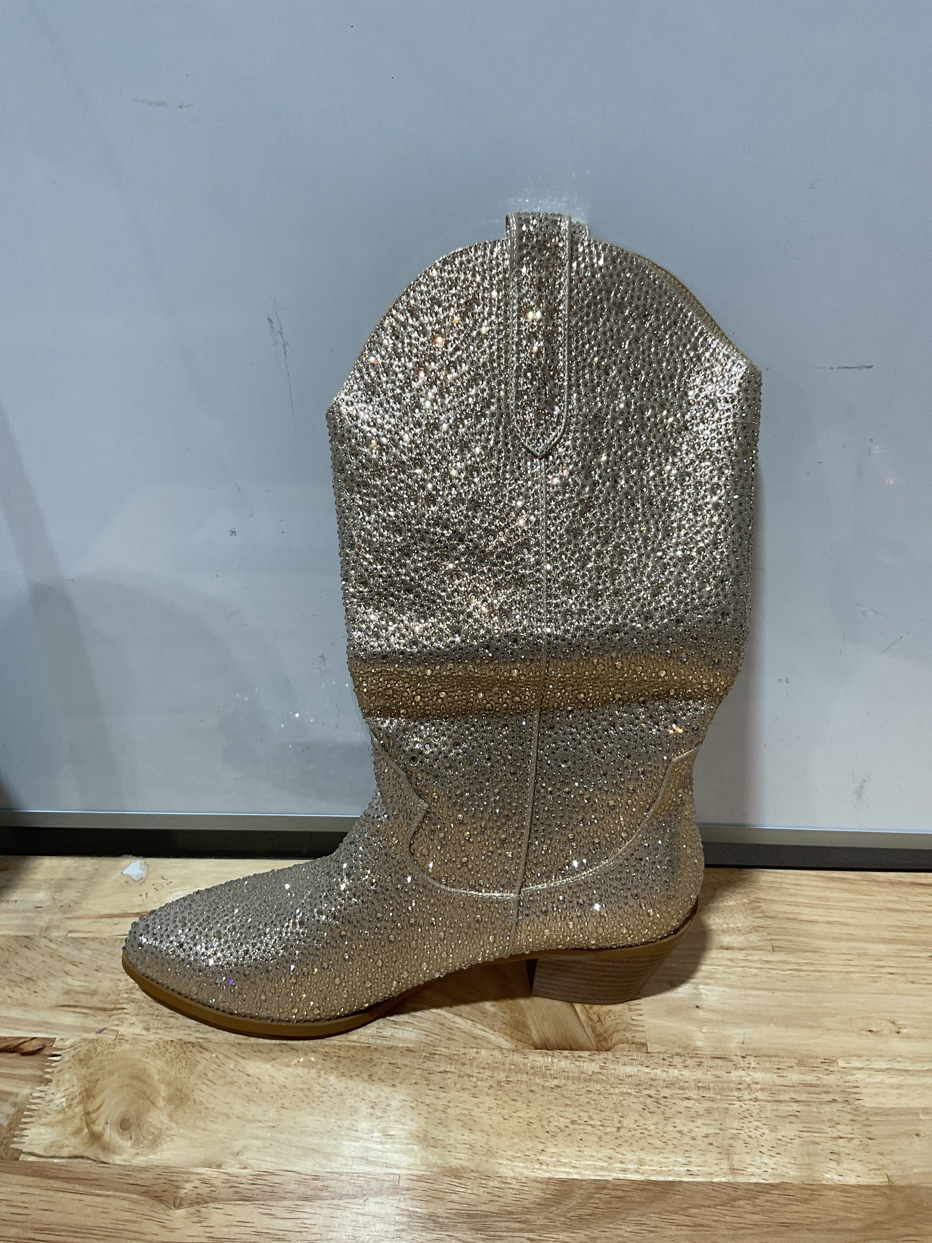 Richealnana Botas de estilo vaquera con diamantes de imitación brillantes, botas altas de pantorrilla para mujer, con tacón brillante de 2 pulgadas