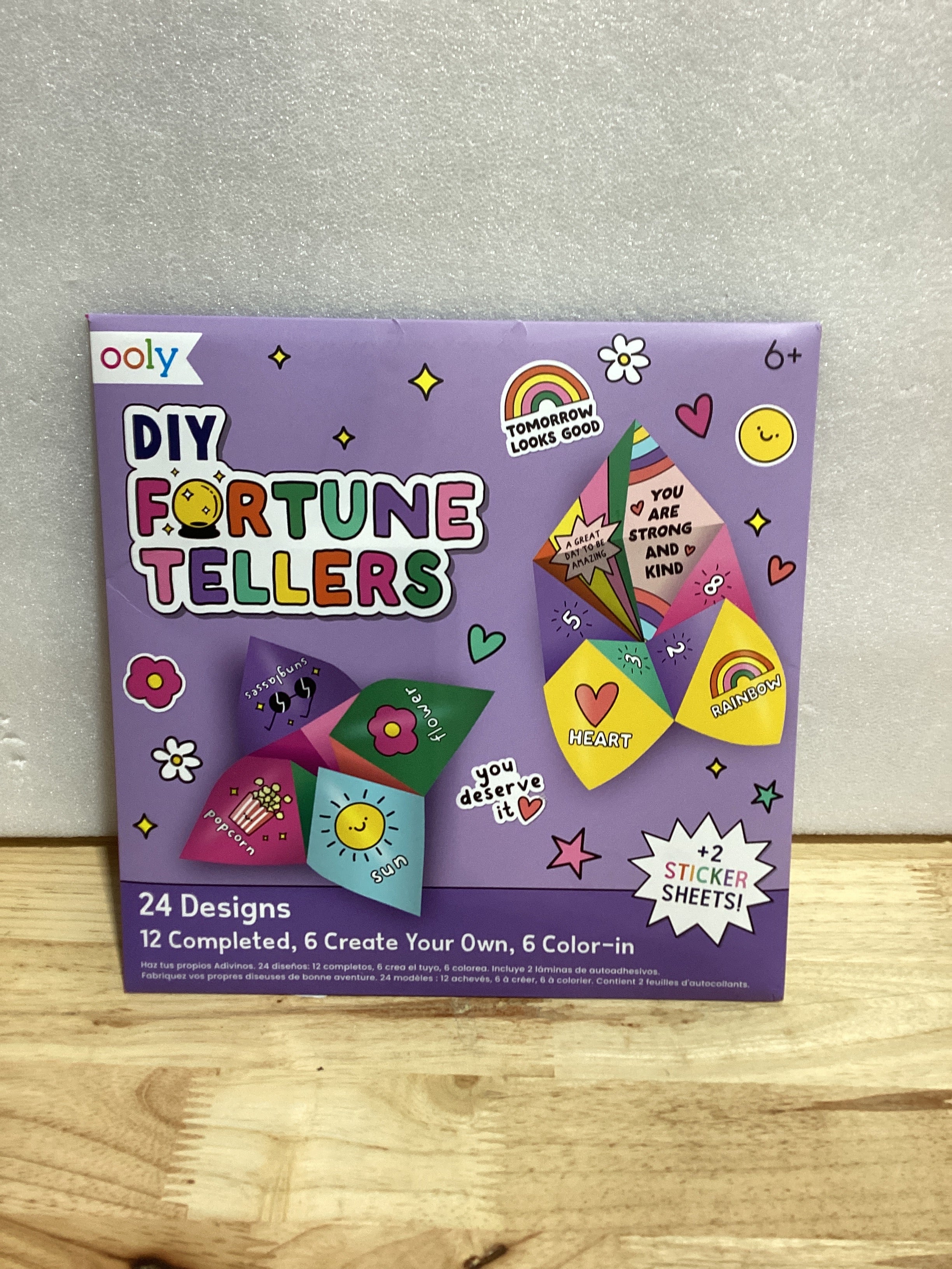 Ooly Kit de papel de bricolaje, 24 diseños de adivinos y calcomanías, el kit incluye 12 completos, 6 en blanco y 6 adivinos plegables de color, regalos de actividades para niños