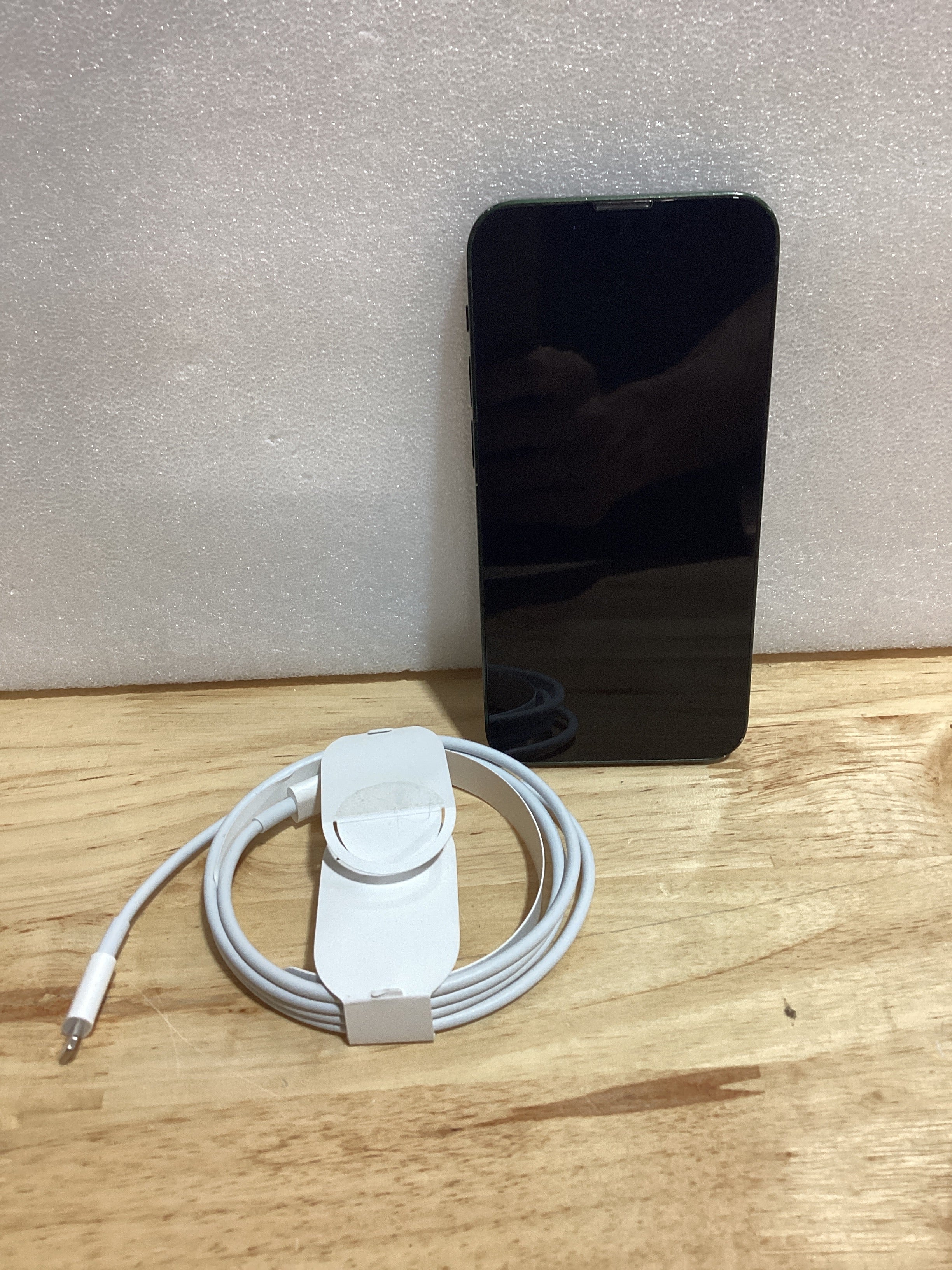 Apple iPhone 13 Mini 128GB Verde | ⚠️ Solo Incluye Cable Lightning | Pequeñas Raspaduras en Laterales | Funcionamiento 100%