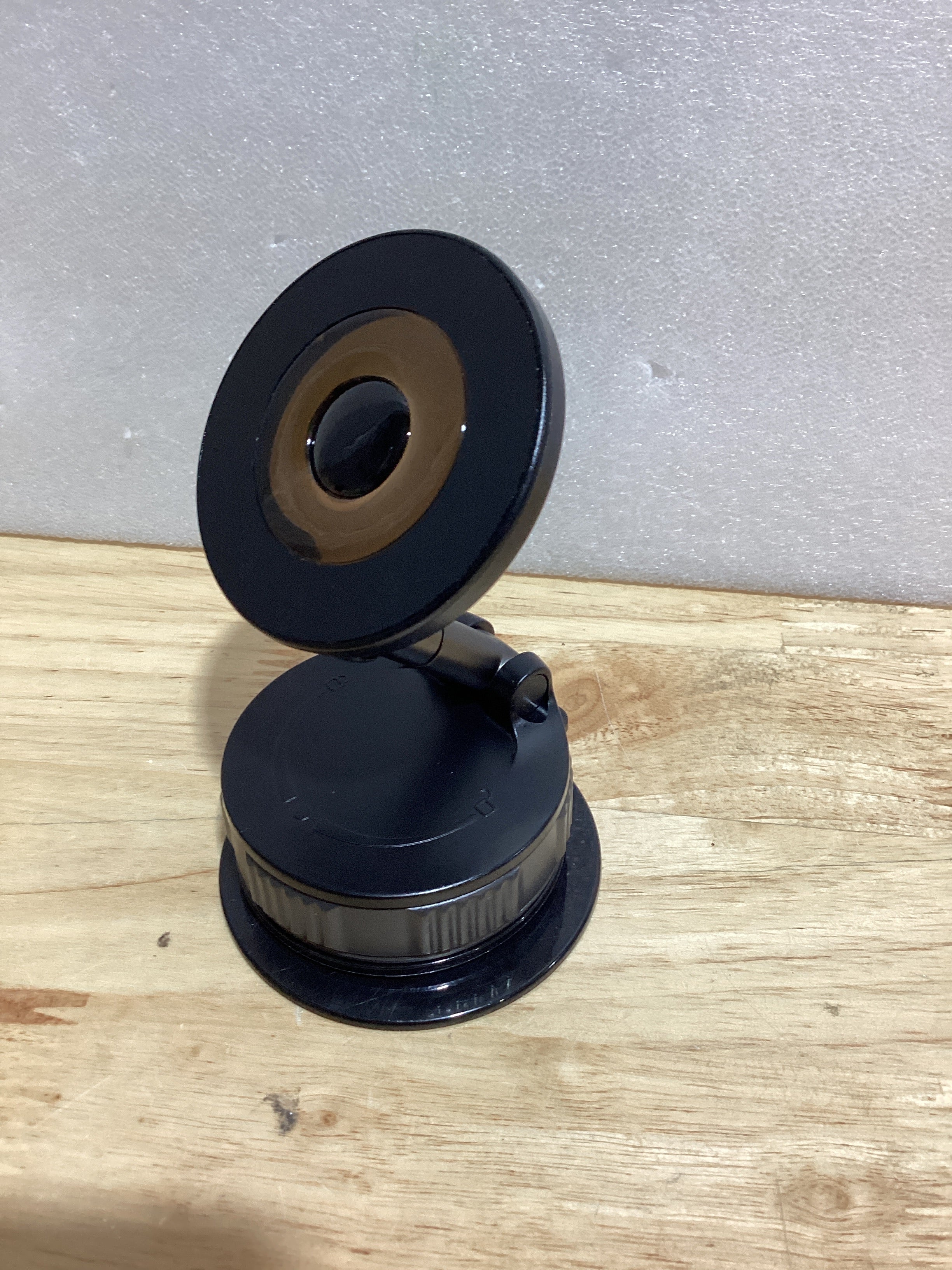 Soporte magnético de teléfono de coche de vacío ajustable de 360° para tu automóvil [96 + libras de succión y ventosa magnética de 2800 gf y manos libres], soporte de automóvil para automóvil