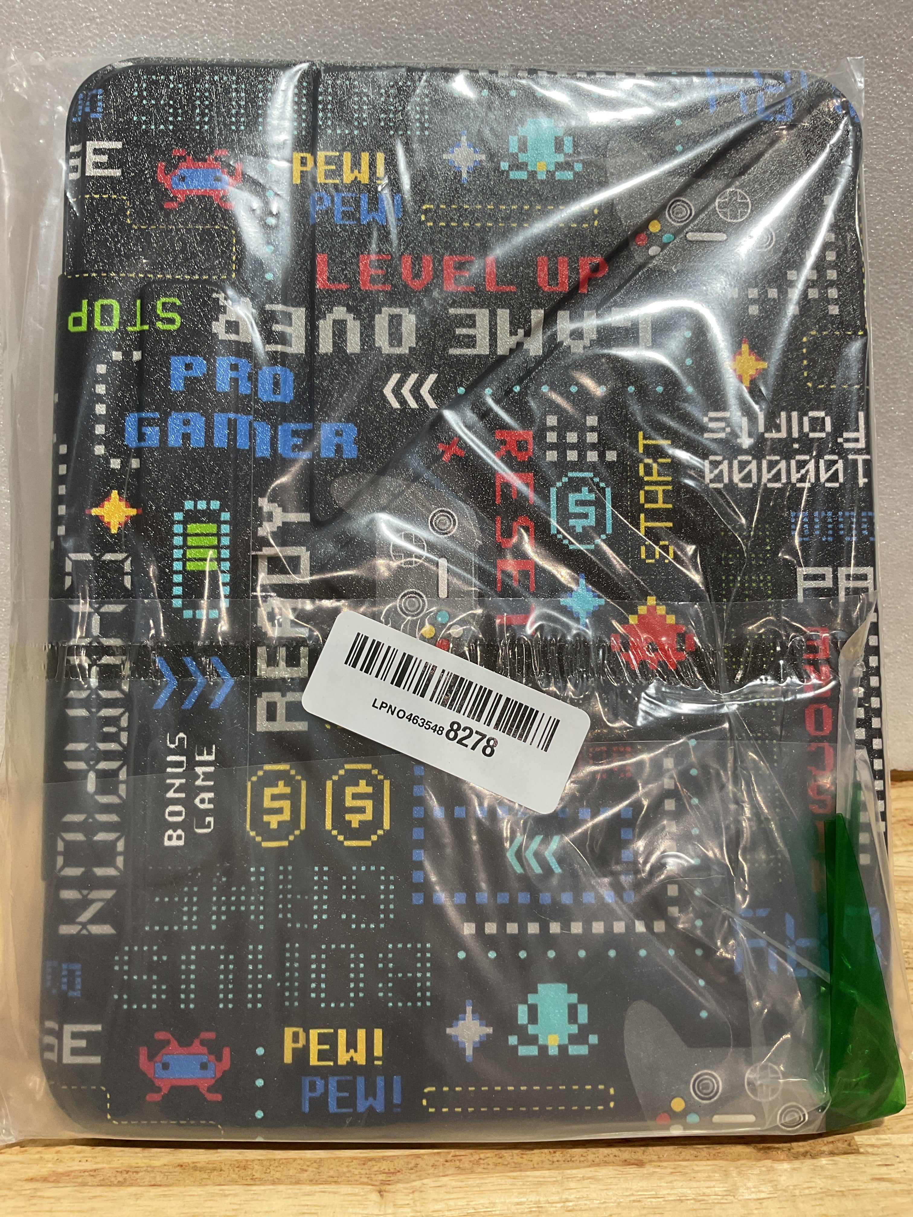 Funda Miss Adola para iPad Air 11" M3 2025 / M2 2024 con Soporte para Lápiz y Mango de Juego — Diseño Kawaii Anime