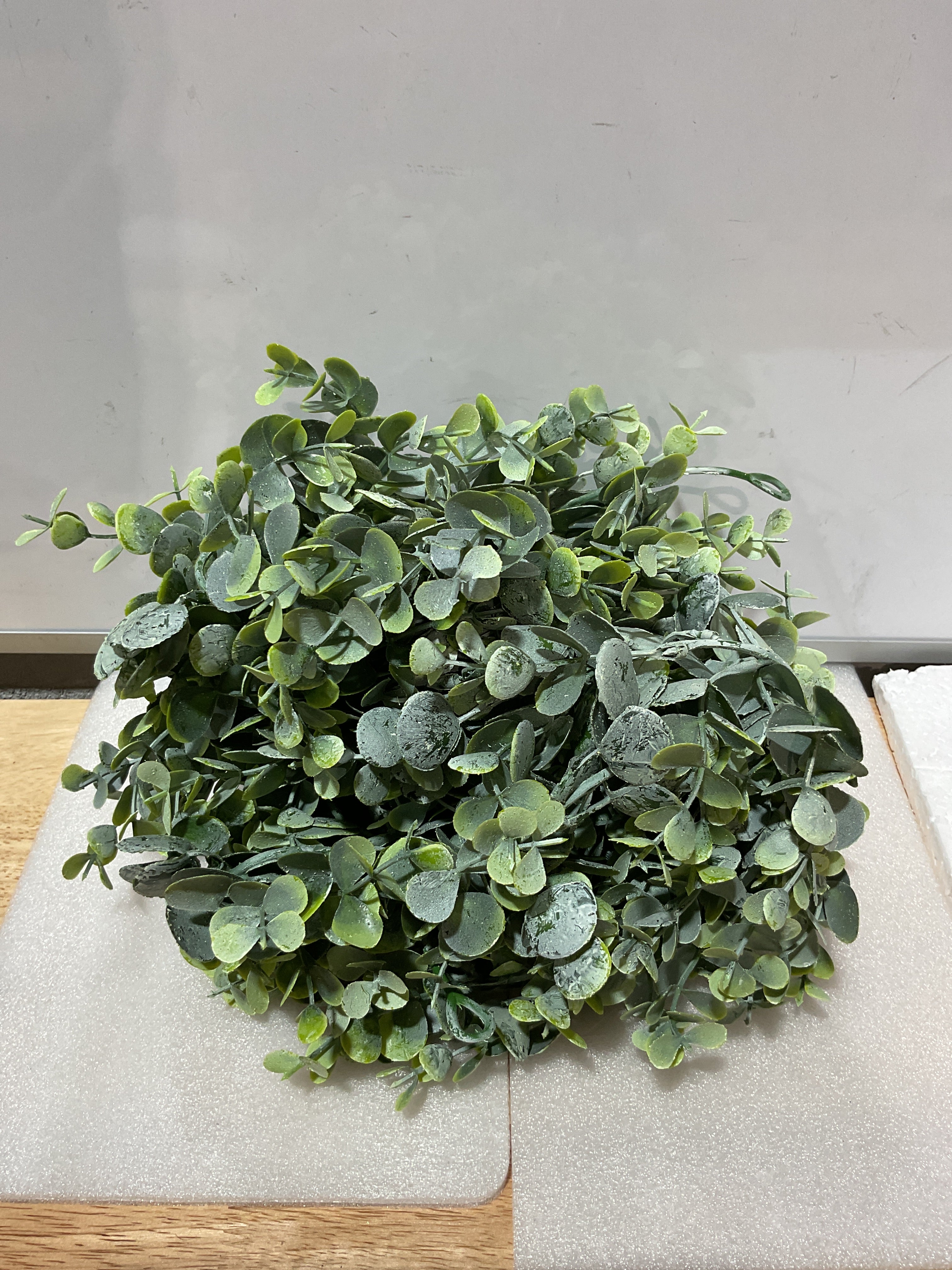 Plantas Artificiales de Eucalipto para Decoración – Set de 3 Plantas Falsas Estilo Rústico