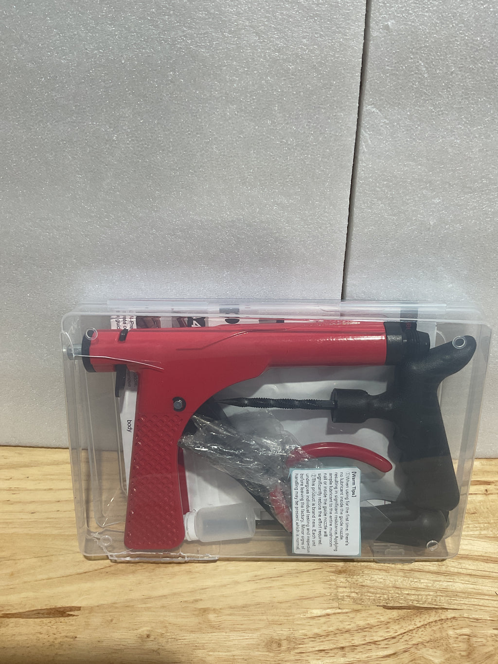 Kit de reparación de pinchazos para neumáticos sin cámara Richcat con tapón de hongo. Repara pinchazos y desinflados en motocicletas, automóviles, camiones y vehículos todo terreno. Kit de reparación de pinchazos con pistola. 