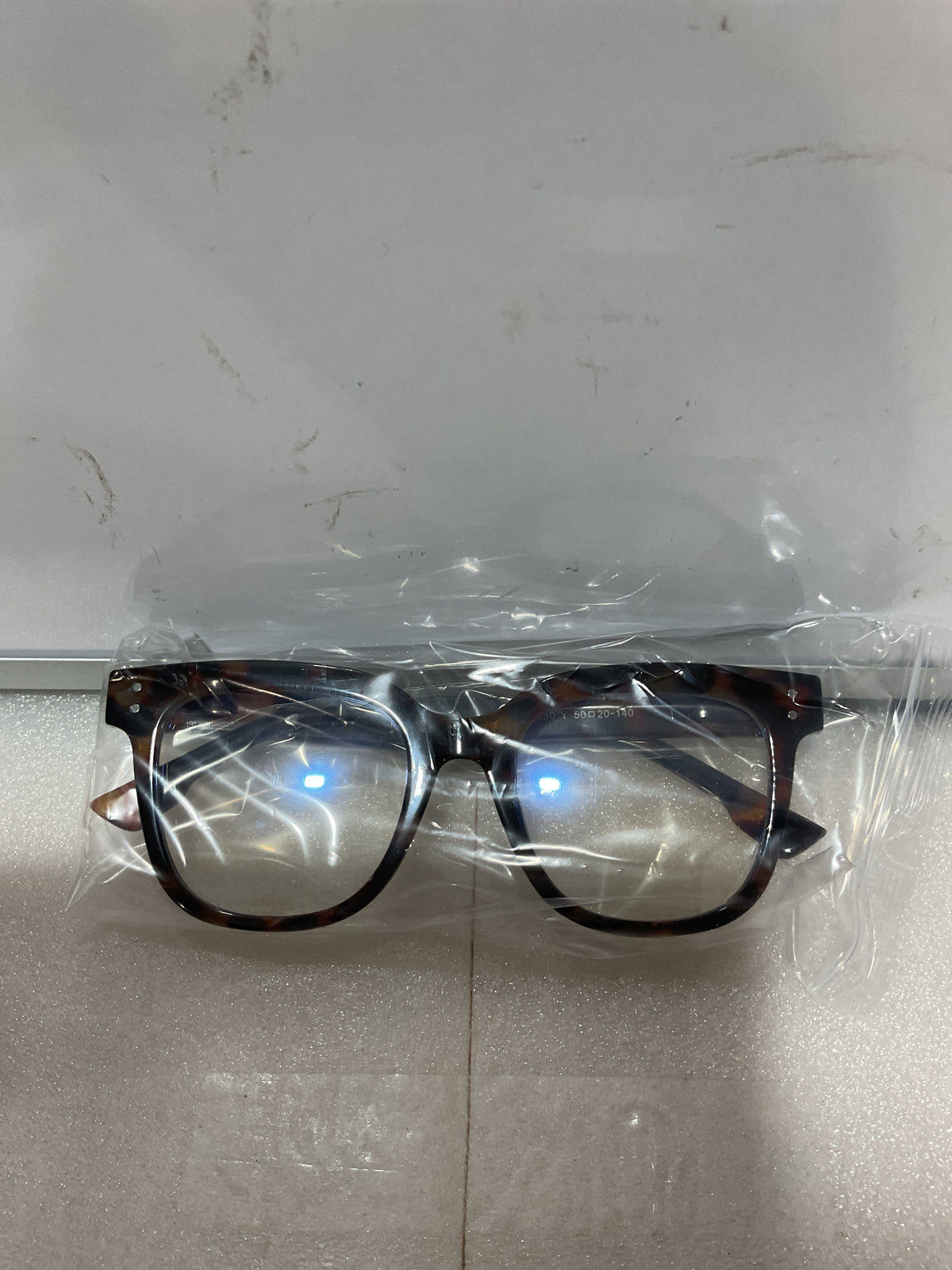Lentes Bloqueadores de Luz Azul miyya – Marco Oversized, Protección UV, Cómodos Todo el Día para Hombre y Mujer