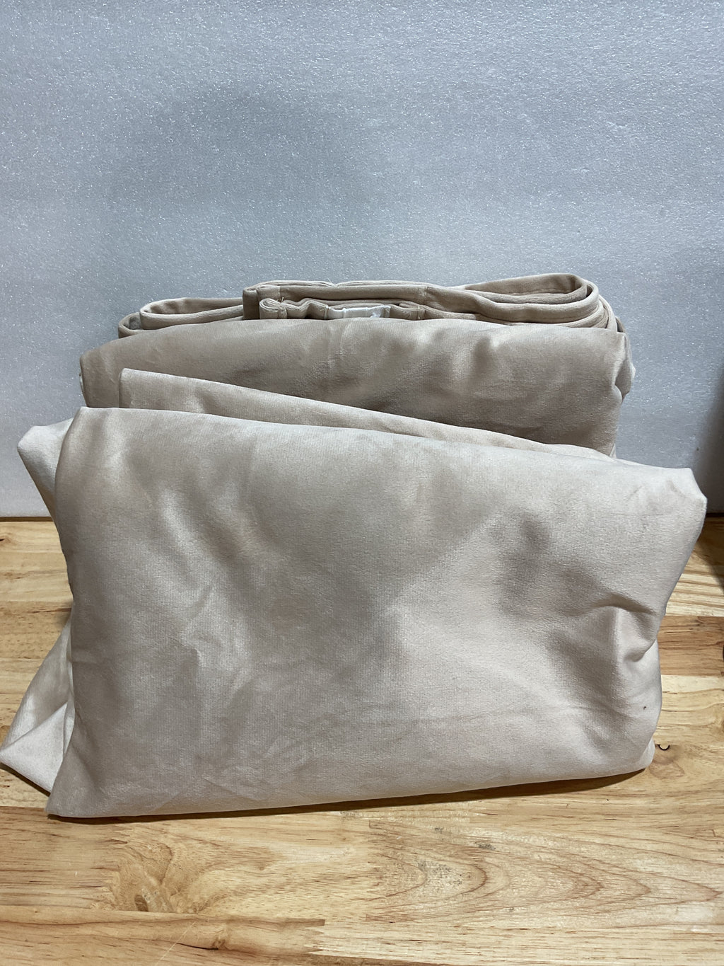 Cortinas de Terciopelo MIULEE 84" – 2 Paneles Blackout con Ganchos | Camel Beige