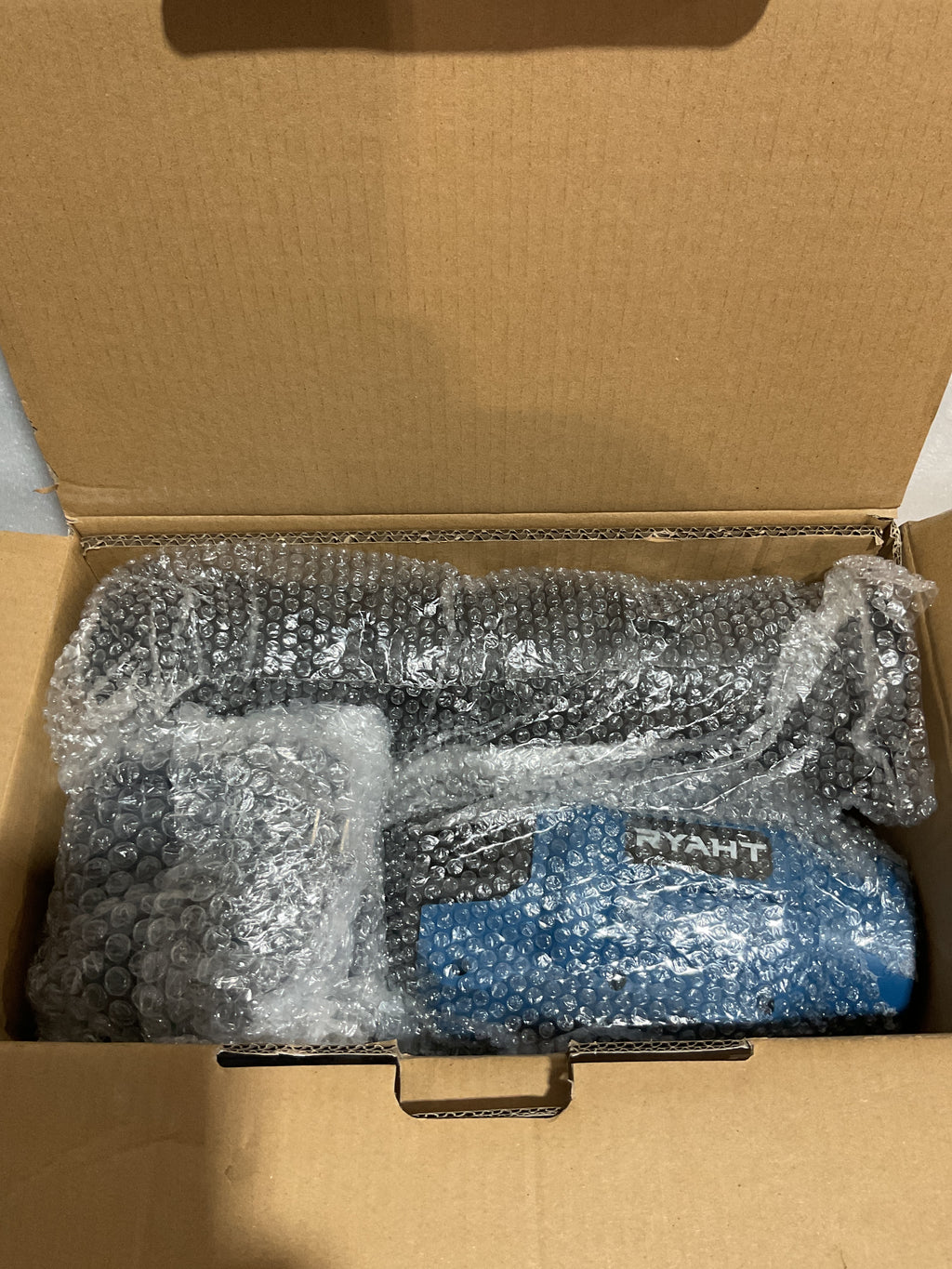 Soplador de Hojas Inalámbrico RYAHT 21V — 2 Baterías 4.0Ah, 2 Velocidades, Liviano (Azul)