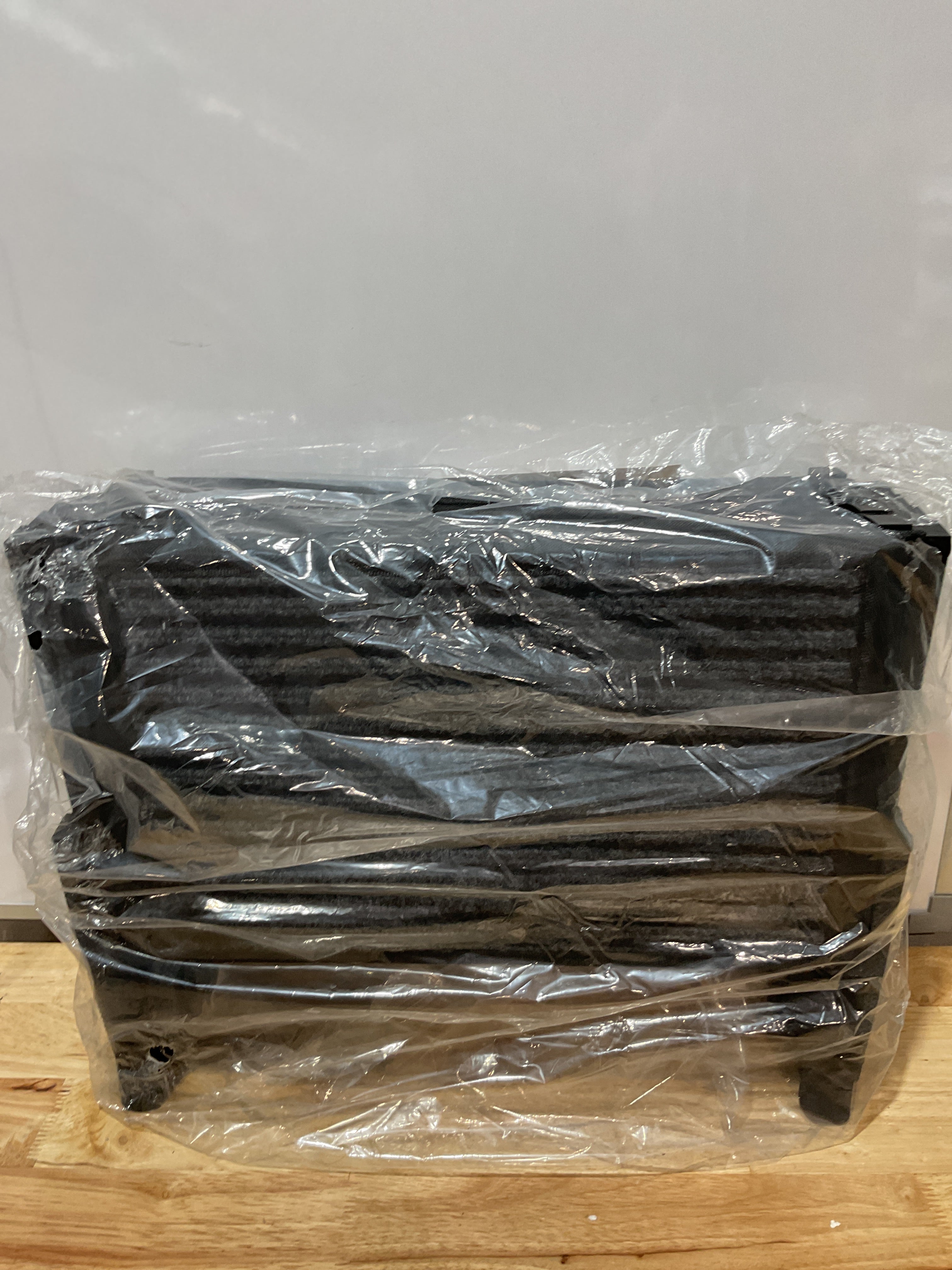 Escalera Plegable para Perros – 5 Escalones, Antideslizante, Soporta hasta 113 kg | Marco Negro