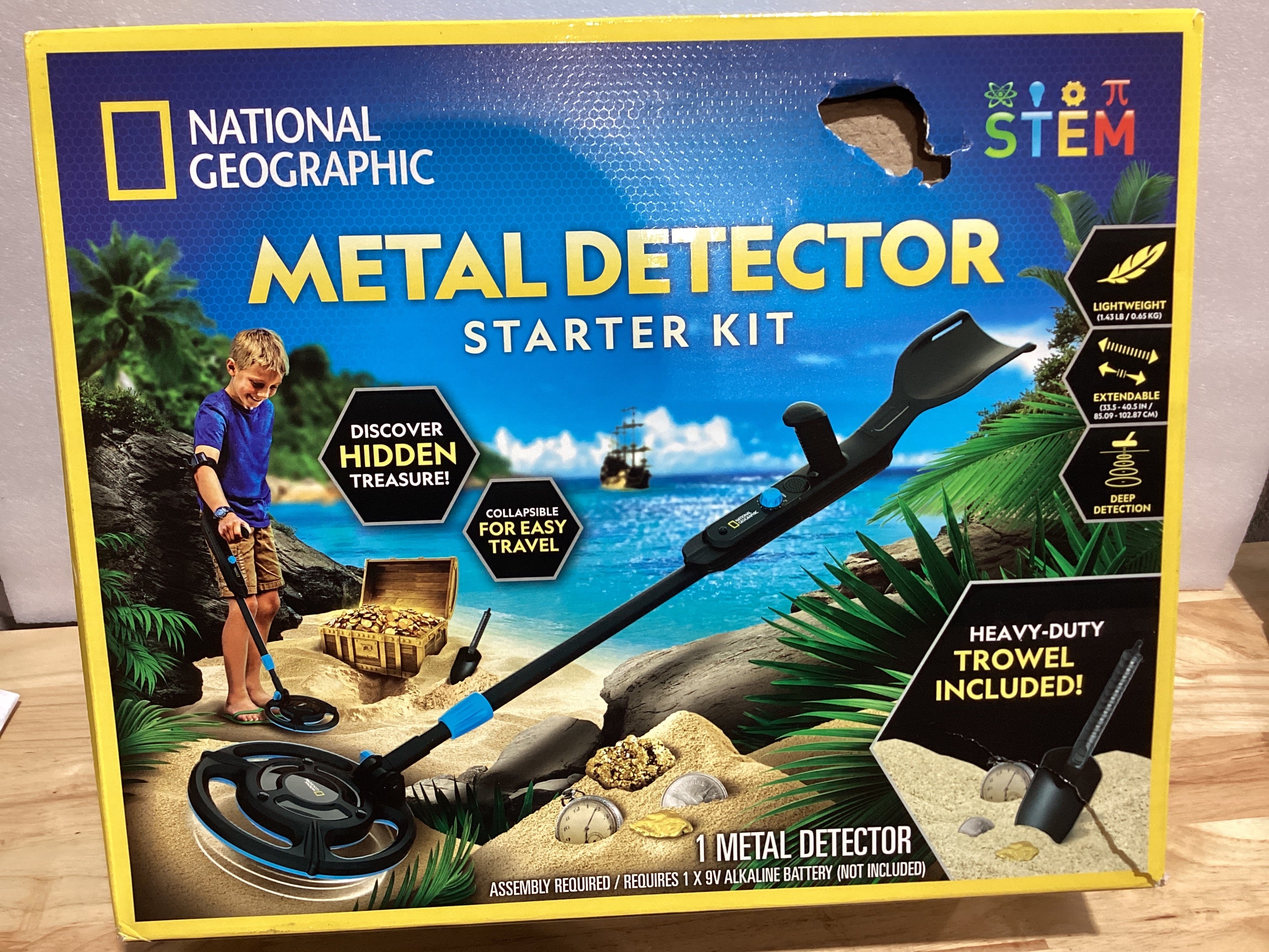 Kit de detector de metales para principiantes National Geographic para niños - Detector de metales para niños con espiral impermeable de 18.8 cm y pala, detector de oro ligero, detección en la playa