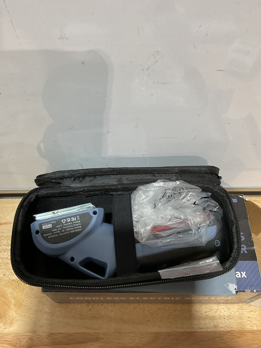 Cortadora Inalámbrica Giosuan 4V con 2 Cuchillas de Titanio y Batería 2000mAh - Azul Glaciar
