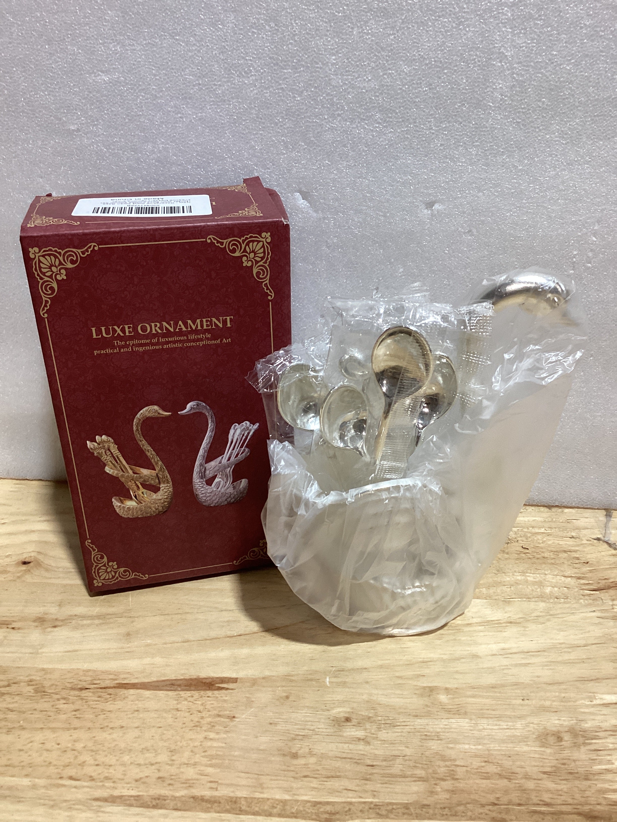 Watris Veiyi Juego de 6 cucharas pequeñas de acero inoxidable con base de cisne para café, pastel, postre, helado, té (plateado)