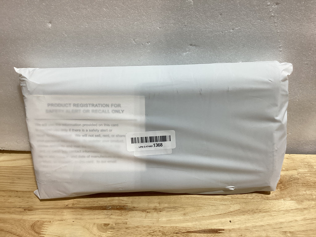 Asiento Elevador para Niños Pequeños — Doble Correa de Seguridad, Base Antideslizante, Lavable, Portátil (Gris)