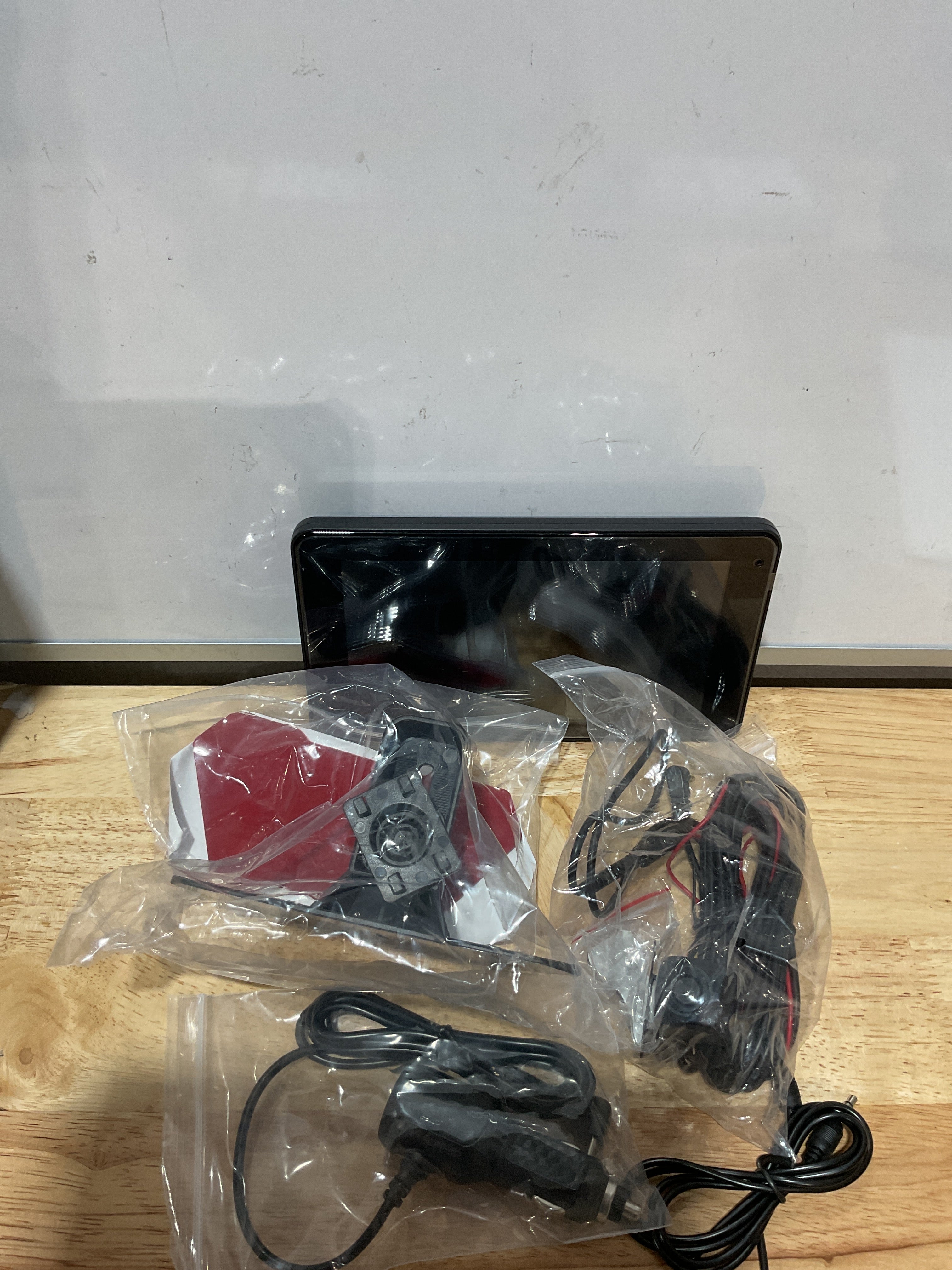 Pantalla CarPlay Inalámbrica 7" HD con Android Auto y Cámara de Reversa