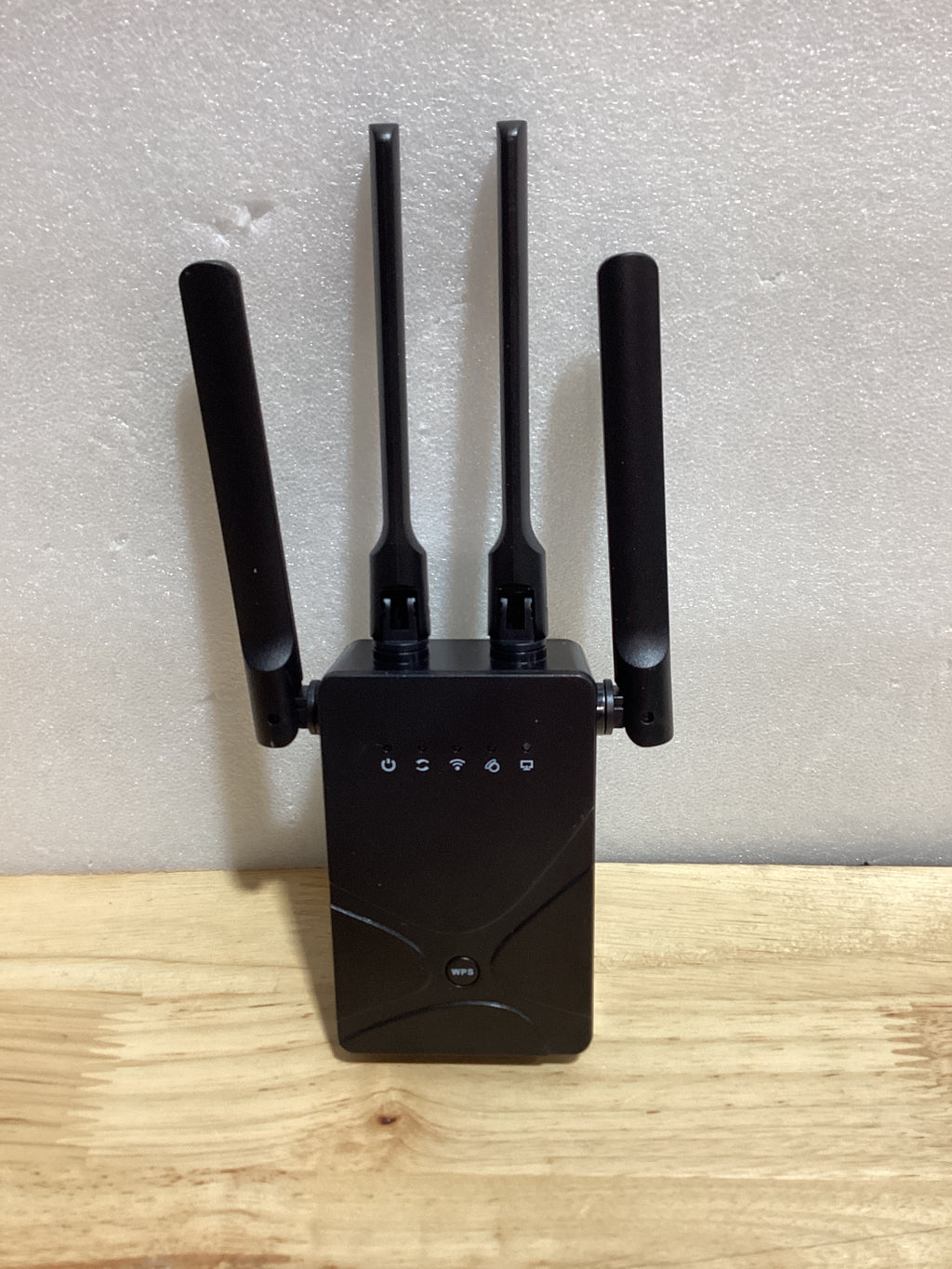 Extensor WiFi de Largo Alcance 15,555 ft² – Repetidor de Señal con Puerto Ethernet y Configuración 1-Tap