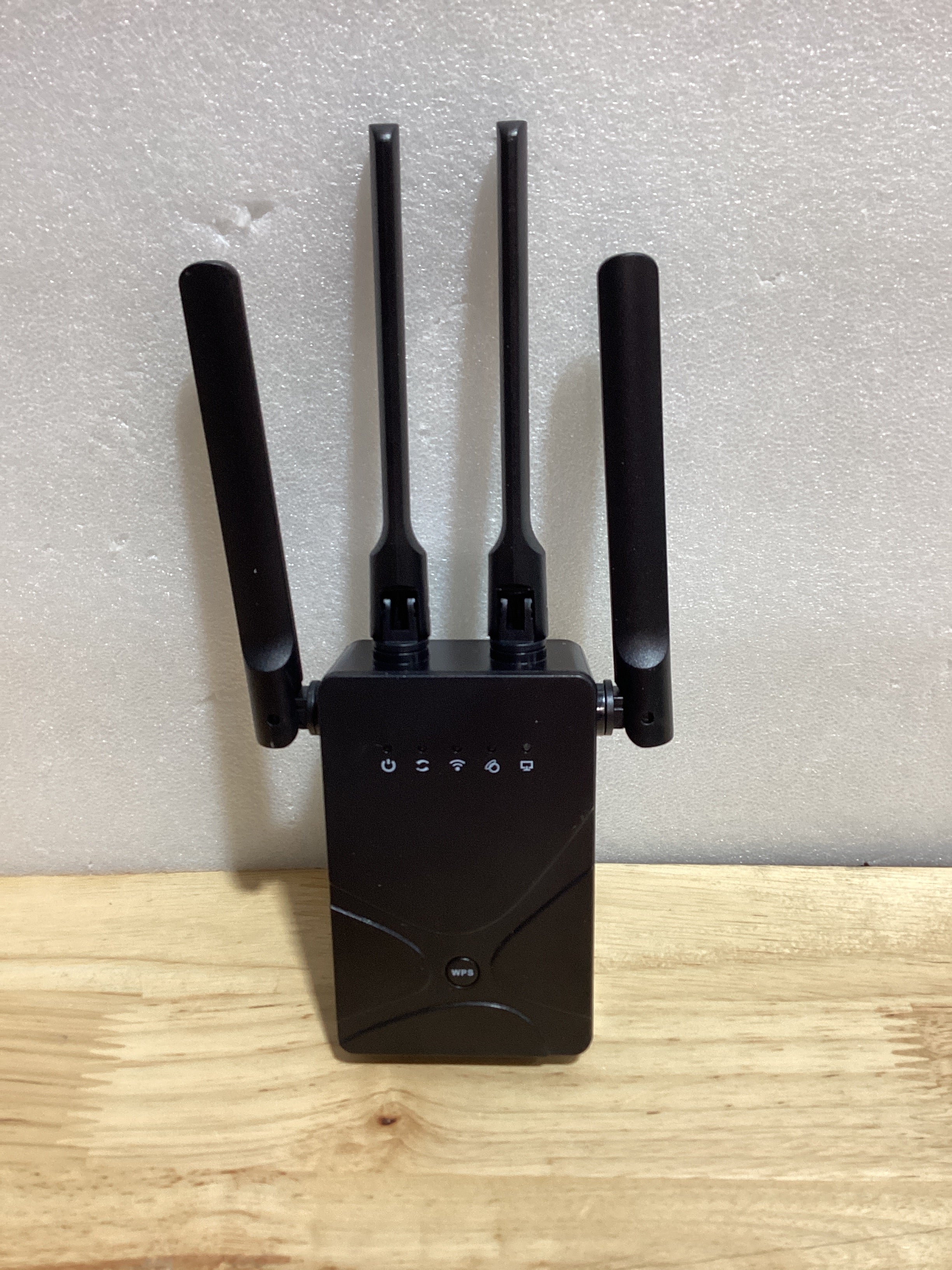 Extensor WiFi de Largo Alcance 15,555 ft² – Repetidor de Señal con Puerto Ethernet y Configuración 1-Tap