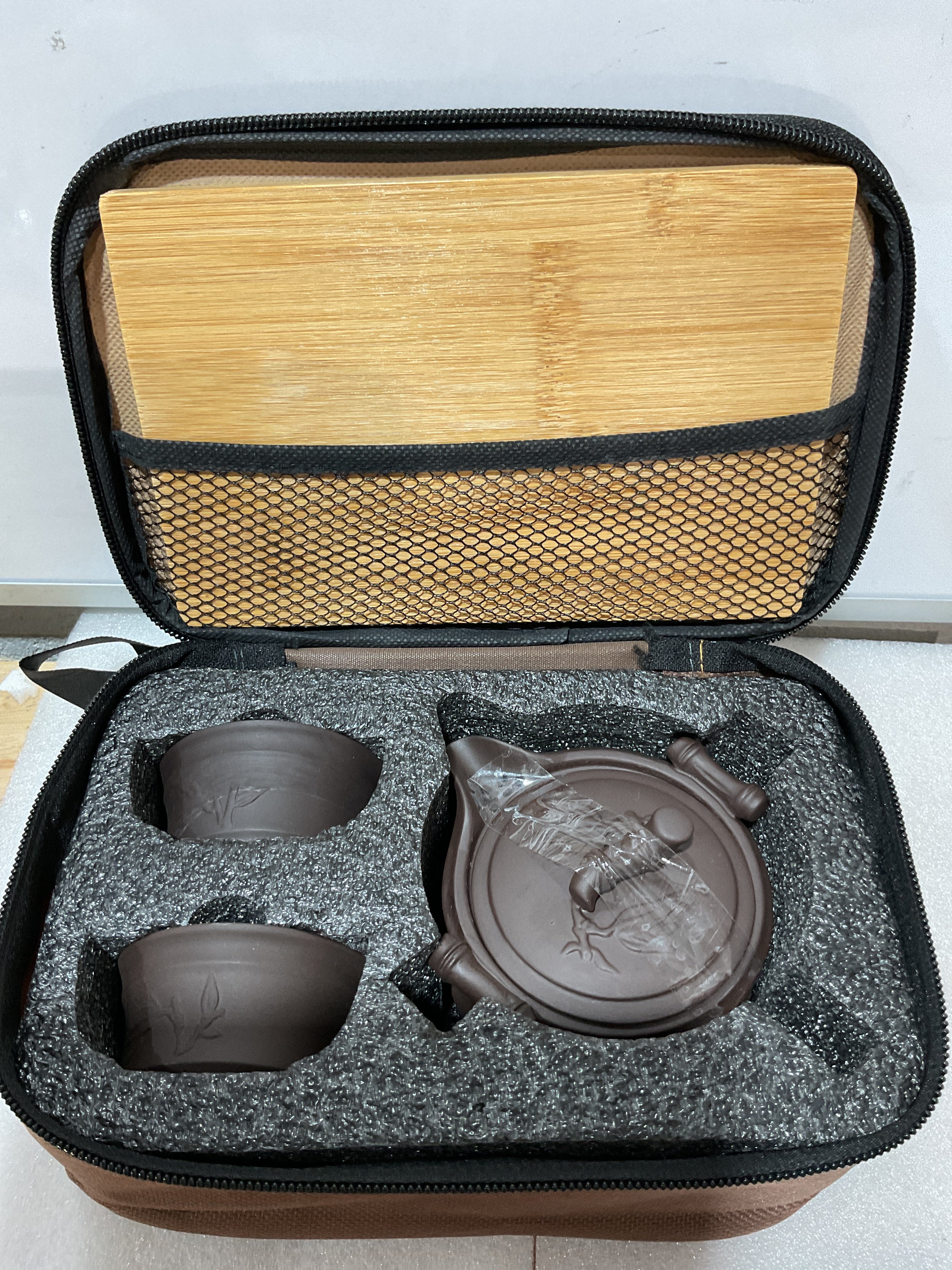 Tetera Kungfu China Yixing Zisha de Arcilla Morada con Tazas — Artesanal y Hecha a Mano
