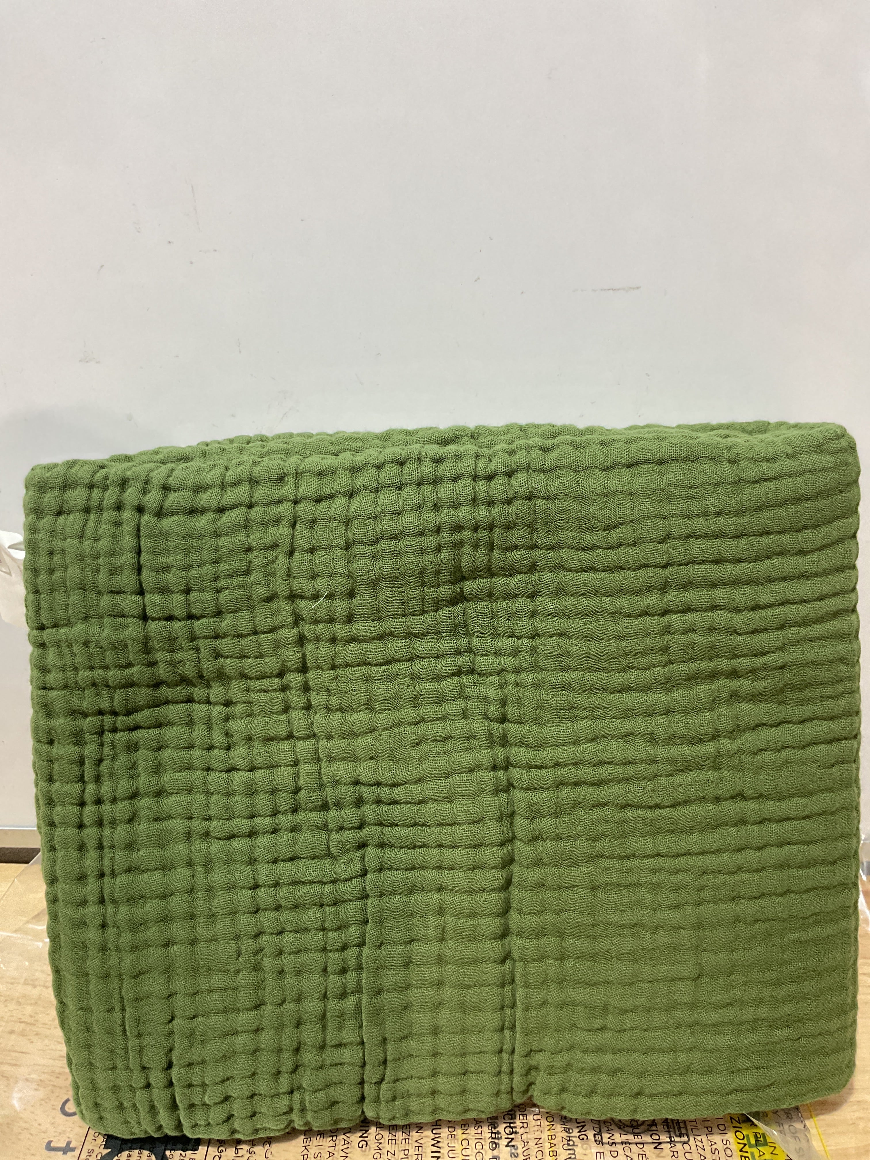Manta Muslin de Algodón Bedsure 50x70" – 4 Capas, Transpirable, Verde Oliva