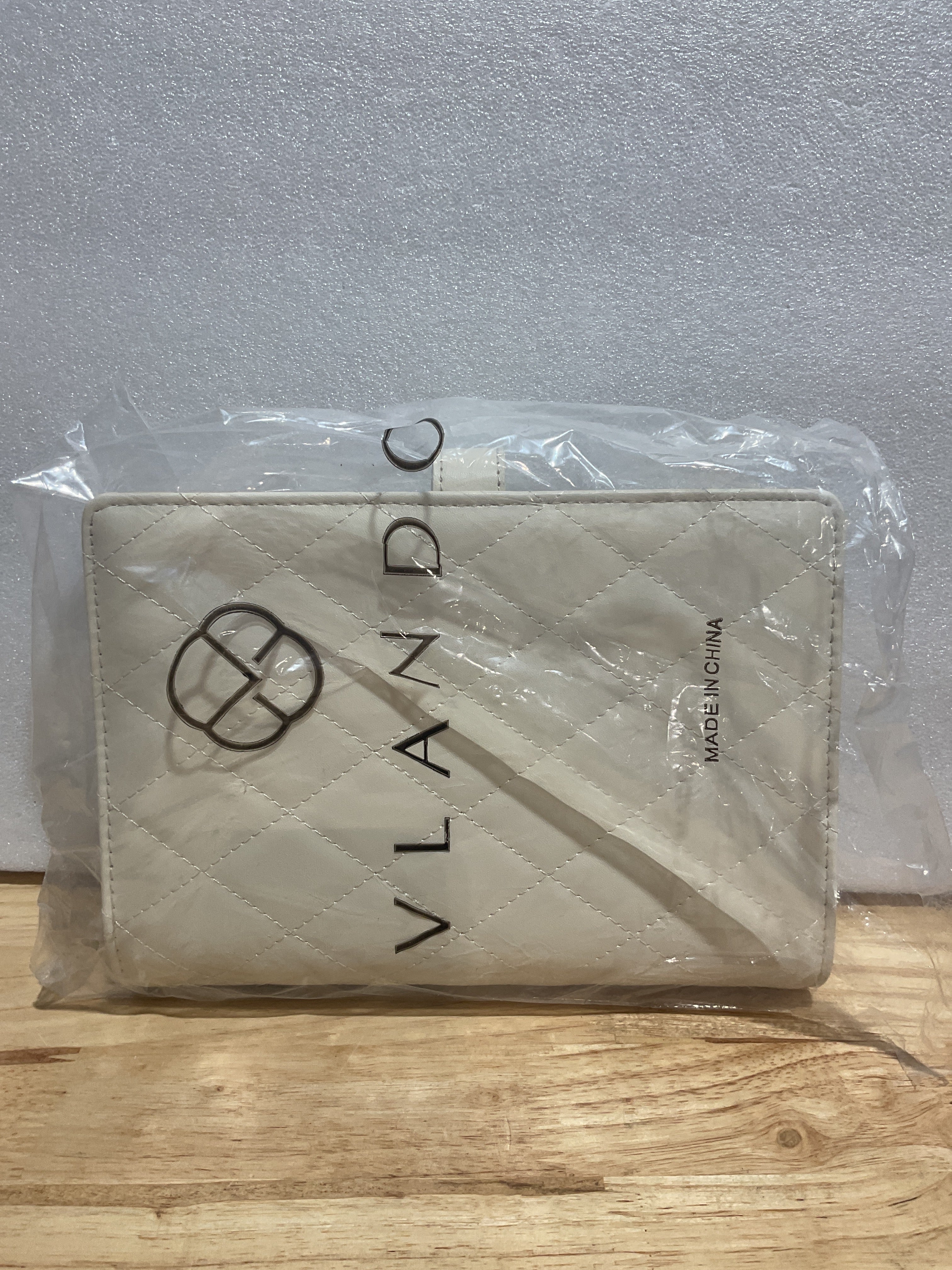 Organizador de Joyas de Viaje Vlando – Estuche Libro con Bolsas de Terciopelo Blanco Crema | Lulada
