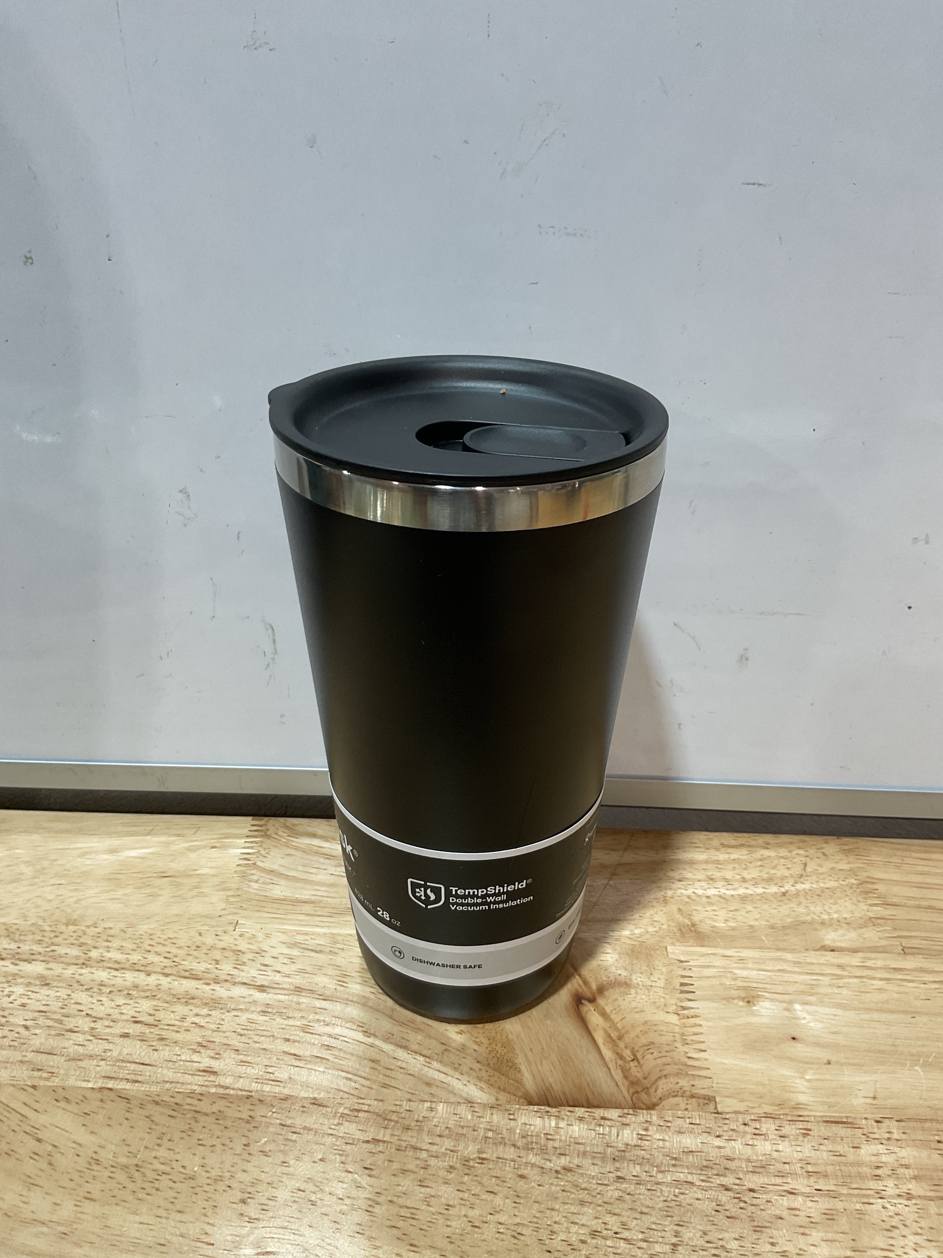 Tumbler 28 oz con Tapa y Pitillo Negro – Vaso Térmico para Deportes y Aire Libre