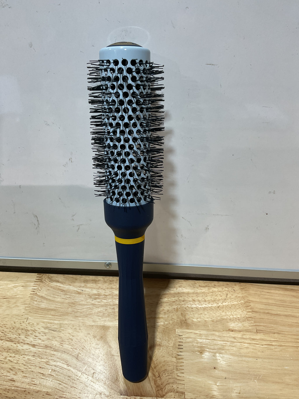 Cepillo Cerámico Rizador BRITISH M 33mm – Brushing Antiencrespamiento para Todo Tipo de Cabello