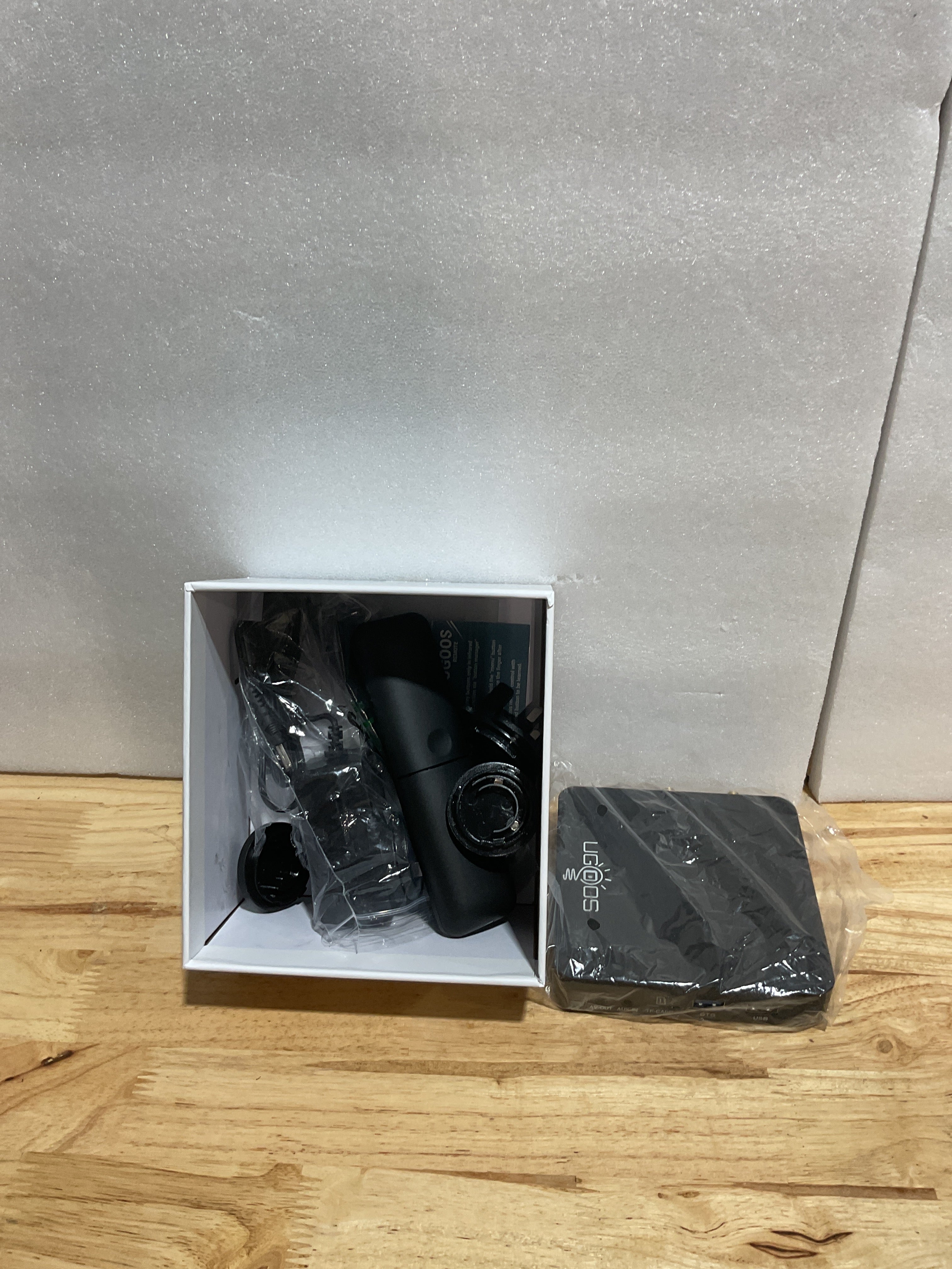 TV Box Ugoos AM6B Plus Android 9.0 – 4K HDR, 4GB RAM, WiFi6, Ethernet 1000M, BT5.0