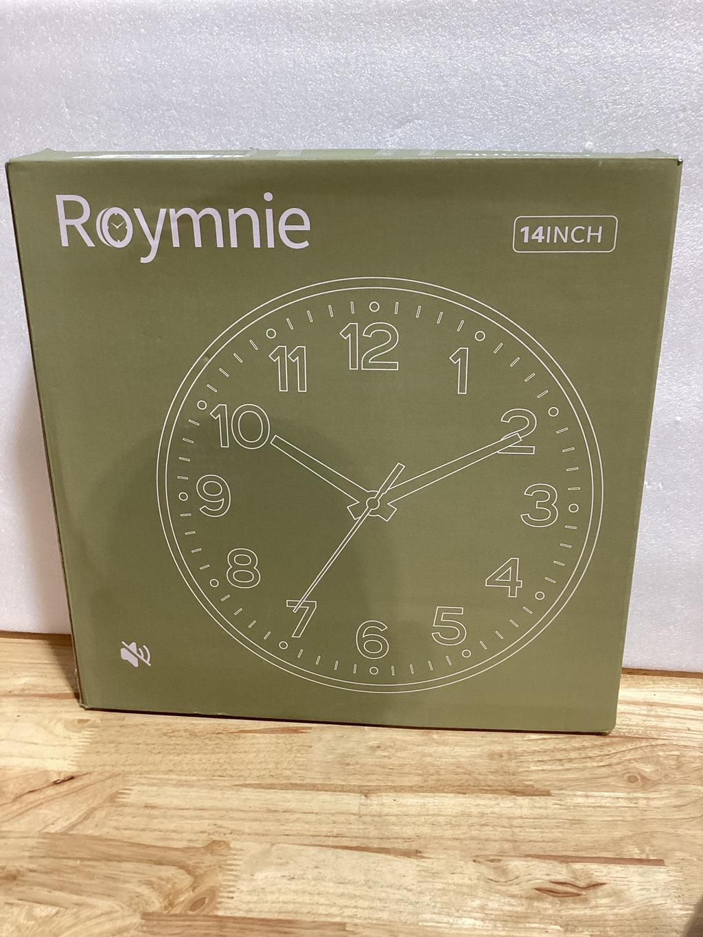 Reloj de Pared Silencioso Roymnie 14" – Analógico Verde y Dorado, Sin Tictac, A Batería