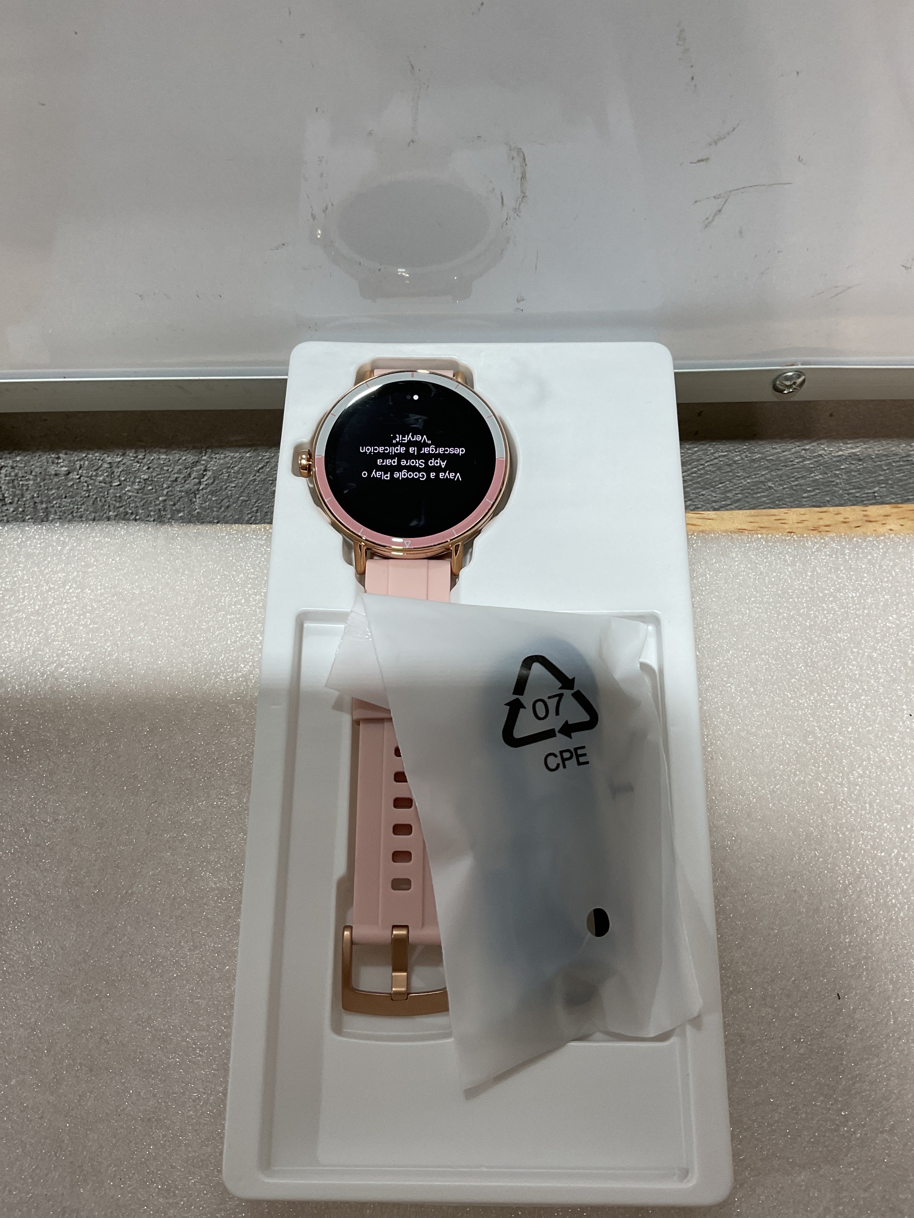 Smartwatch para Mujer con Llamadas Bluetooth e IP68 — Pantalla HD 1.27", 100+ Modos Deportivos y Monitor de Salud