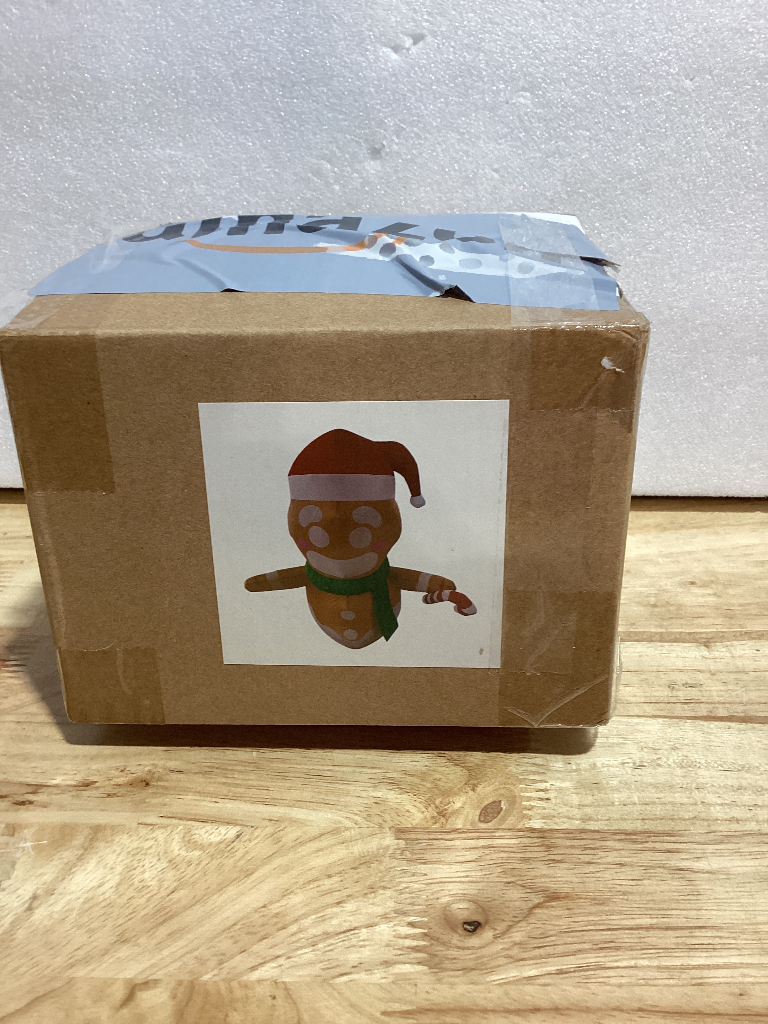 TURNMEON - Hombre de jengibre inflable de Navidad que salió por la ventana, luces LED brillantes integradas, 3.5 pies, decoración de Navidad para inflar, interior y exterior, patio, jardín, césped