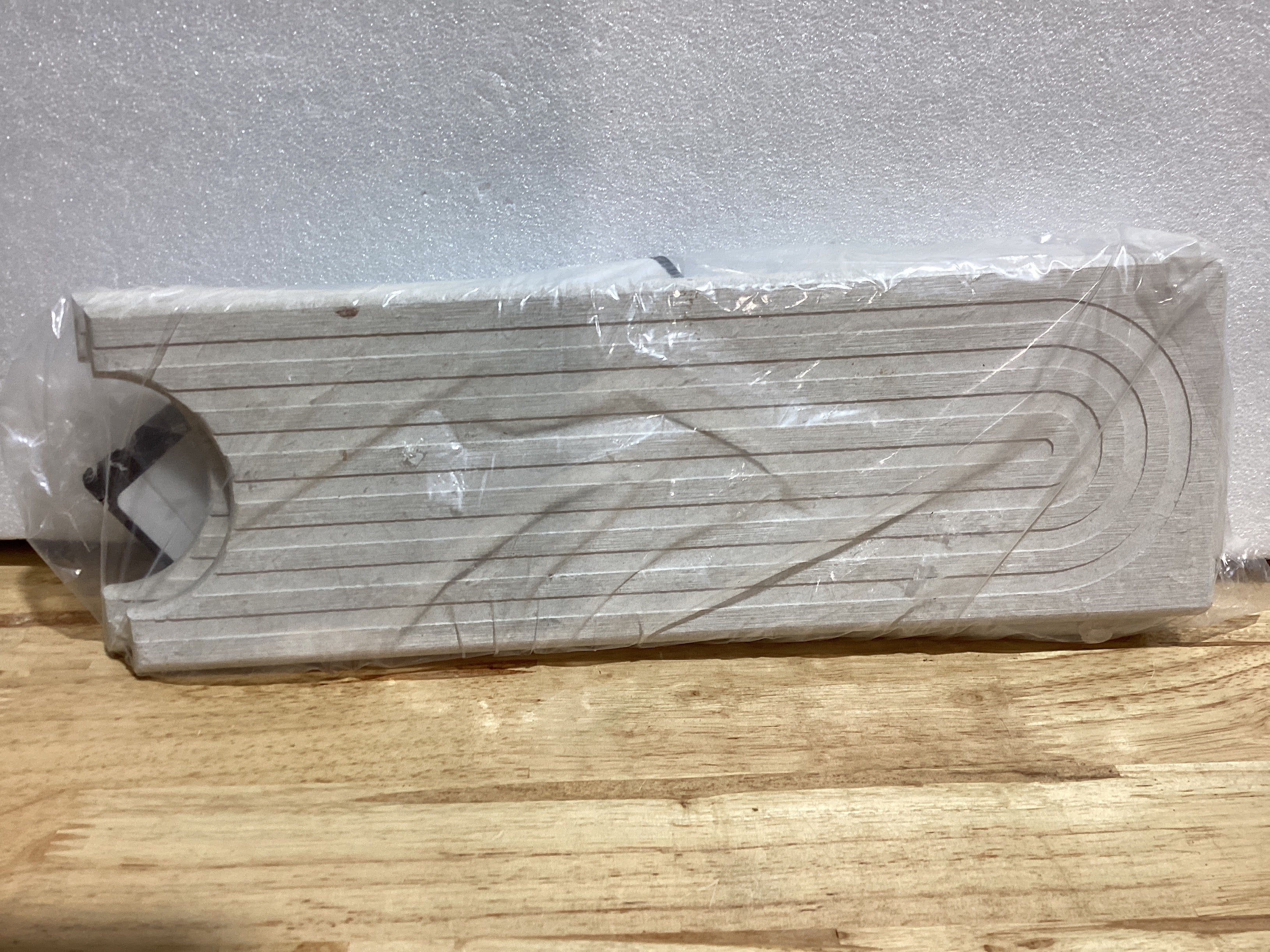 Alfombrilla para grifo de fregadero de cocina - Bandeja de piedra diatomita de secado rápido, súper absorbente, evita la acumulación de humedad - Protector antisalpicaduras para grifo de encimera de baño (rectangular blanco, 60x10cm)