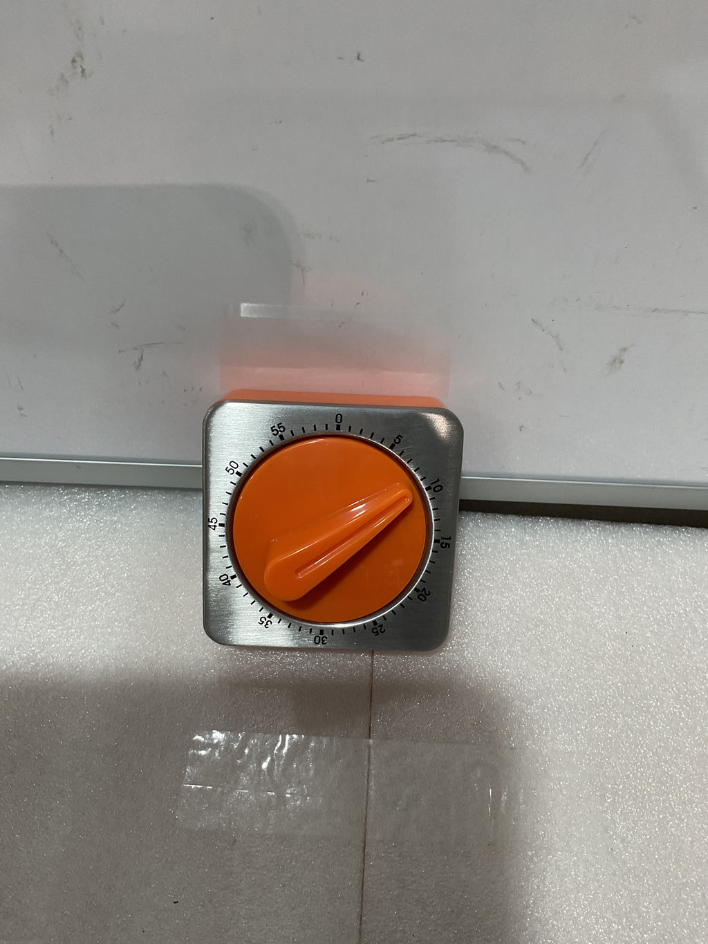 Timer de Cocina Mecánico Naranja — 100% Sin Pilas, Alarma Fuerte, Base Magnética y Cuerpo de Acero Inoxidable