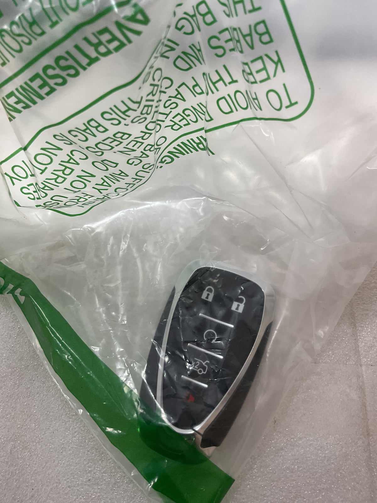 Carcasa de Repuesto para Llave de Chevy/Chevrolet 5 Botones (HYQ4EA HYQ4AA) — Malibu, Cruze, Camaro, Traverse, Blazer, Equinox 2016-2022