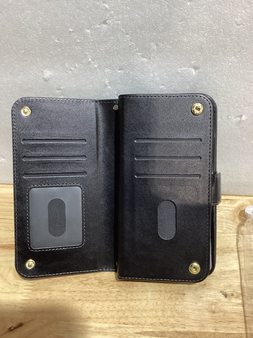 Funda Tipo Portafolio con Tarjetero para iPhone 15 Plus