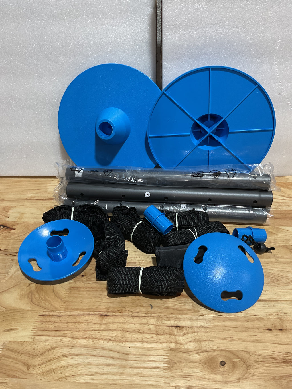 Sistema de soporte para cubierta de barco a prueba de viento, 2 piezas, con 8 alturas ajustables, soporte telescópico de acero para cubierta de muebles de 45 a 145 cm, con correas y bolsa de almacenamiento. 