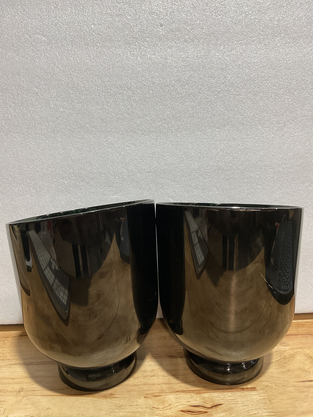 Puntas de Escape Negro Cromo en Acero Inoxidable — Par para Dodge Charger y Durango 2015-2024 (5.7L, 6.4L, 6.2L)