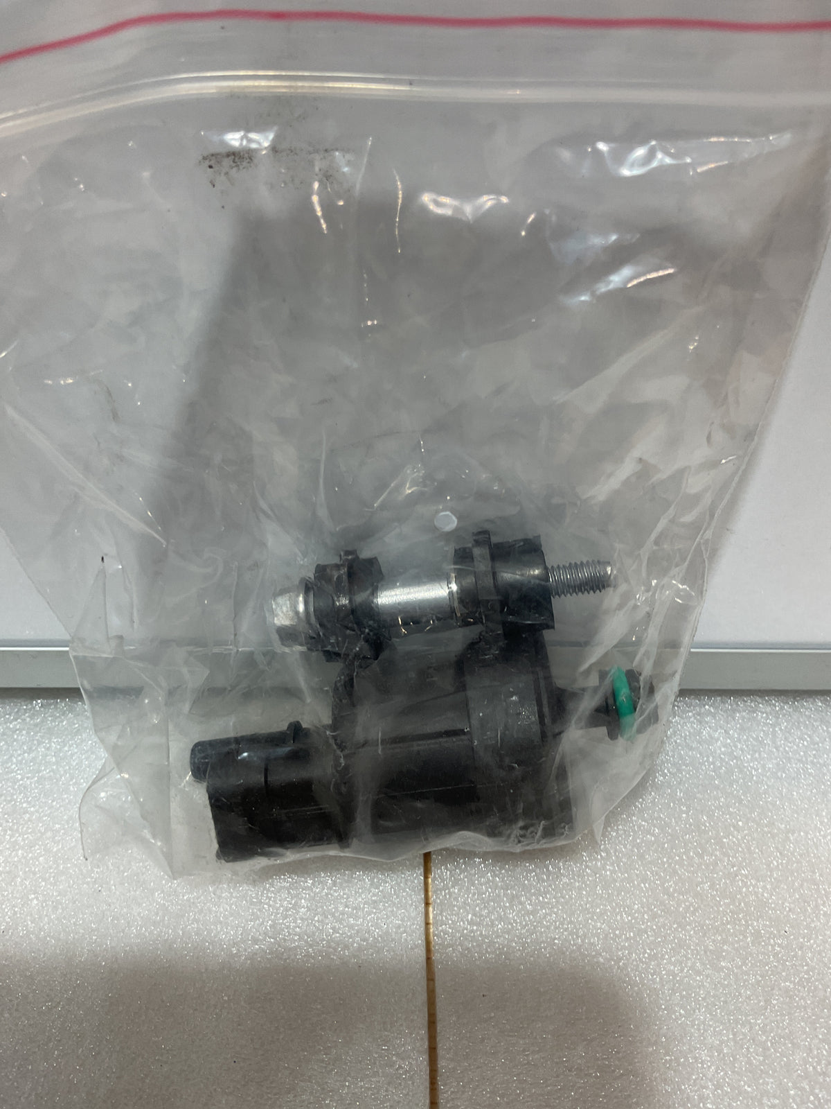 Válvula Solenoide de Purga de Canister QZTYTY – Compatible con Chevy, Buick, Cadillac y GMC