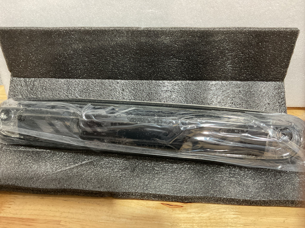 TIME TUNNEL — Tercera Luz de Freno LED Secuencial para Chevy Silverado y GMC Sierra 2007-2014