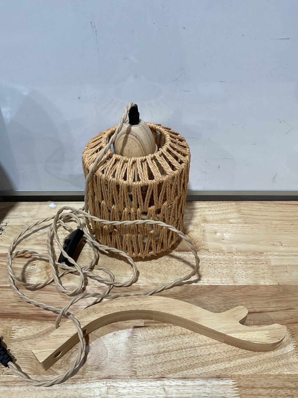 Lámpara de Pared Rattan Boho Frideko con Cable y Enchufe