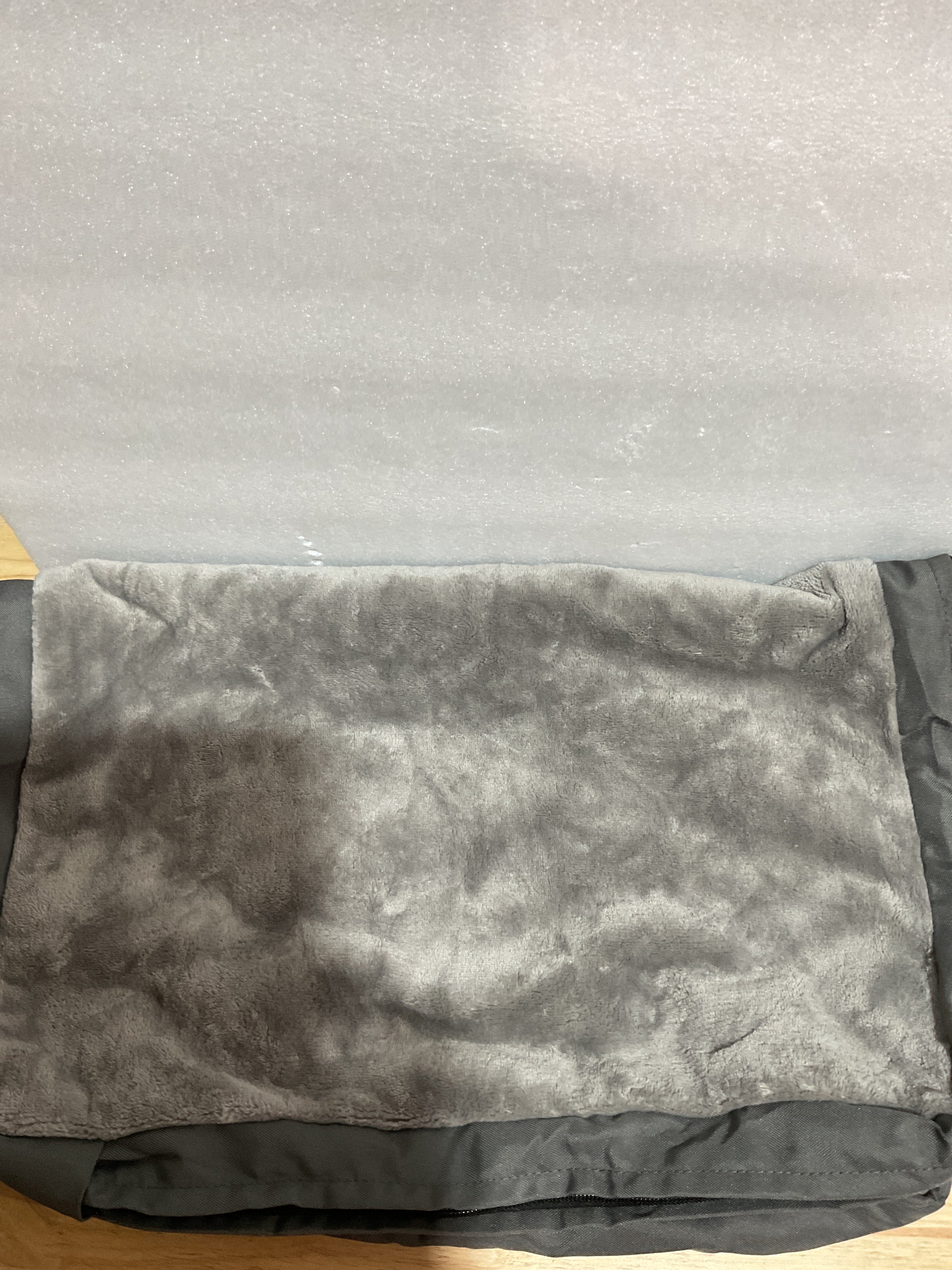 Cama Ortopédica Impermeable para Perros y Gatos Pequeños 23x17" – Gris