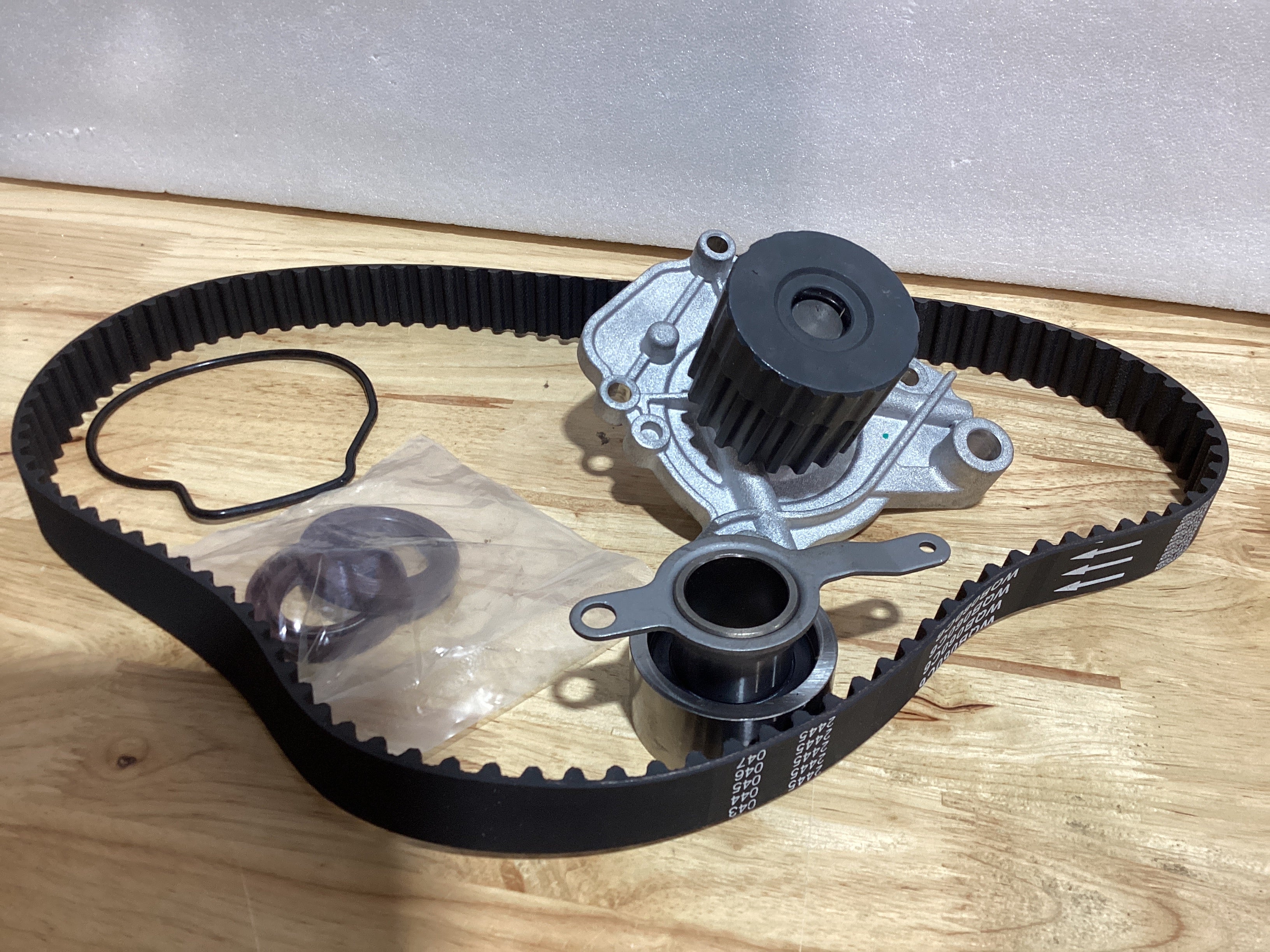 Kit Correa de Distribución + Bomba de Agua ECCPP | Honda Civic 1.6L SOHC 1996-2000 | D16Y5 | ⚠️ Faltan Empaques – Ver Imágenes