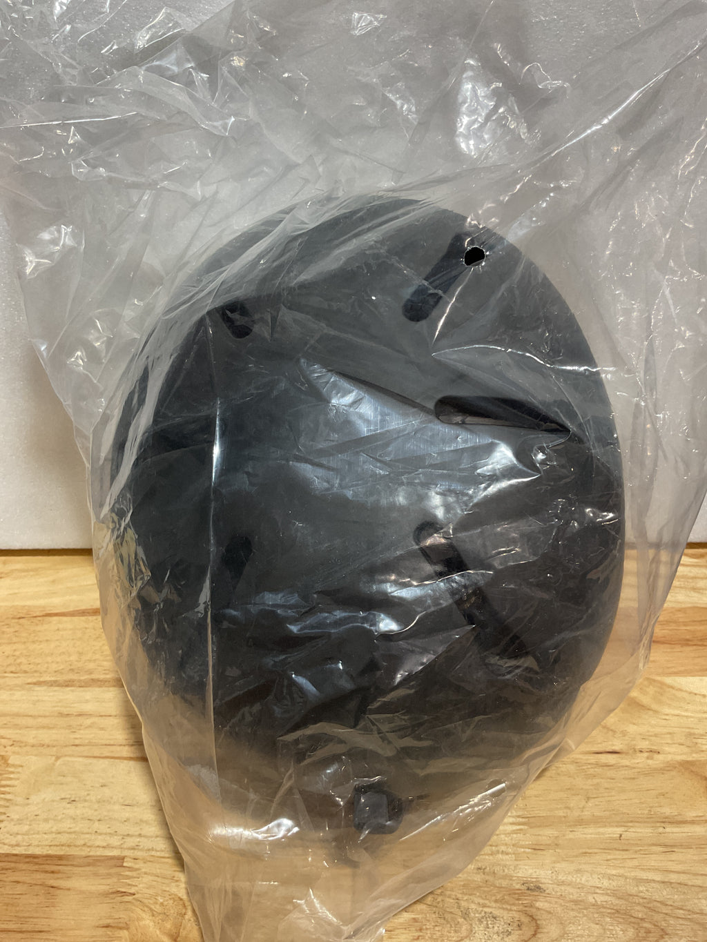 Casco de Ski y Snowboard Retrospec Comstock — Carcasa ABS, Espuma EPS, 10 Ventilaciones, Ajustable, Negro Mate, Talla S (51-54cm)