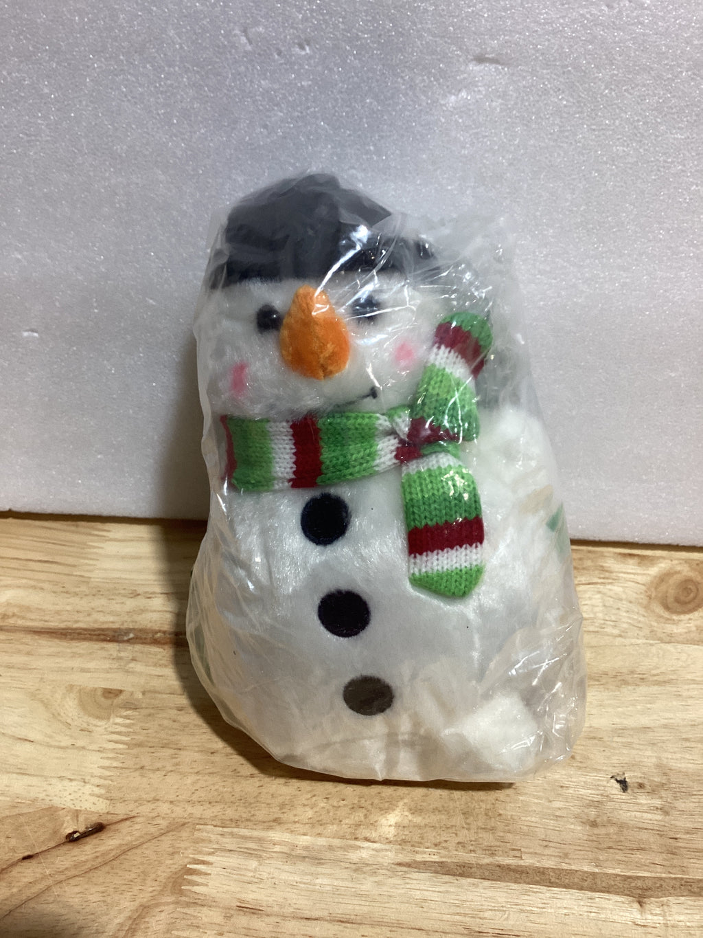 Muñeco de Nieve Bearington Snowball 7" — Peluche Navideño con Bufanda y Sombrero para Niños