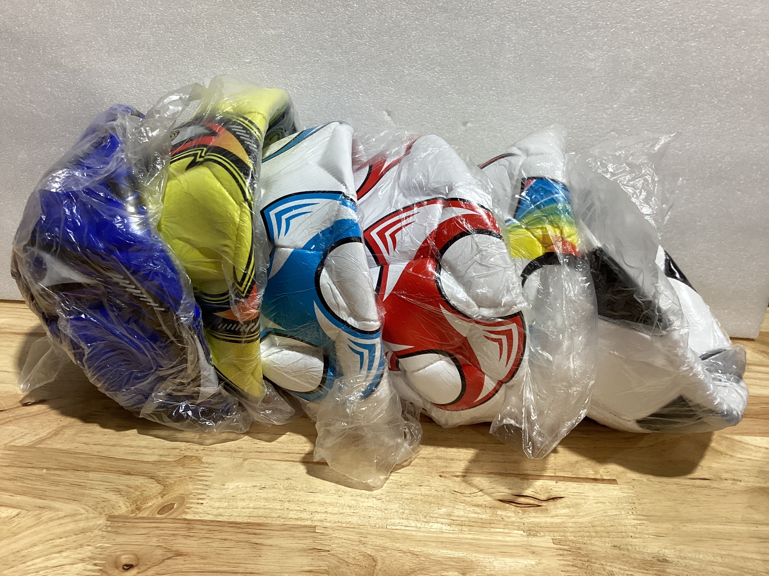 Deekin 6 pelotas de fútbol a granel con bomba de tamaño oficial 5/4/3, pelota de fútbol para interiores y exteriores, entrenamiento deportivo, regalo para niños, adolescentes, adultos