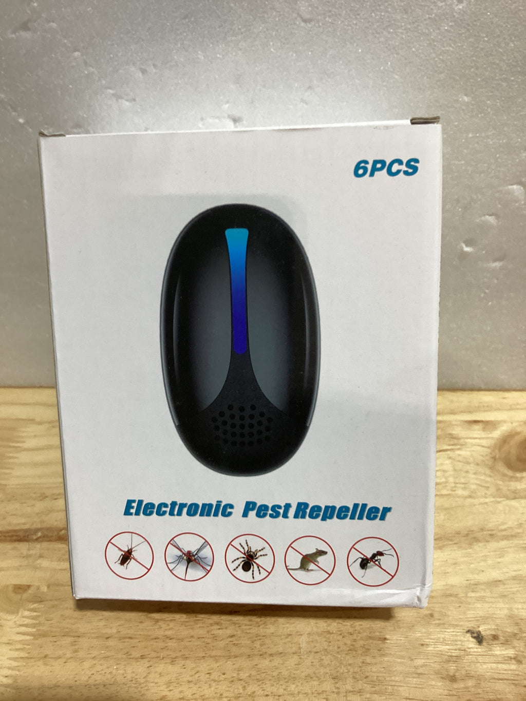 Juego de 6 repelentes ultrasónicos de plagas: repelente electrónico enchufable para ratones e insectos contra ratones, ratas, mosquitos, cucarachas y arañas. Para uso en interiores (negro).